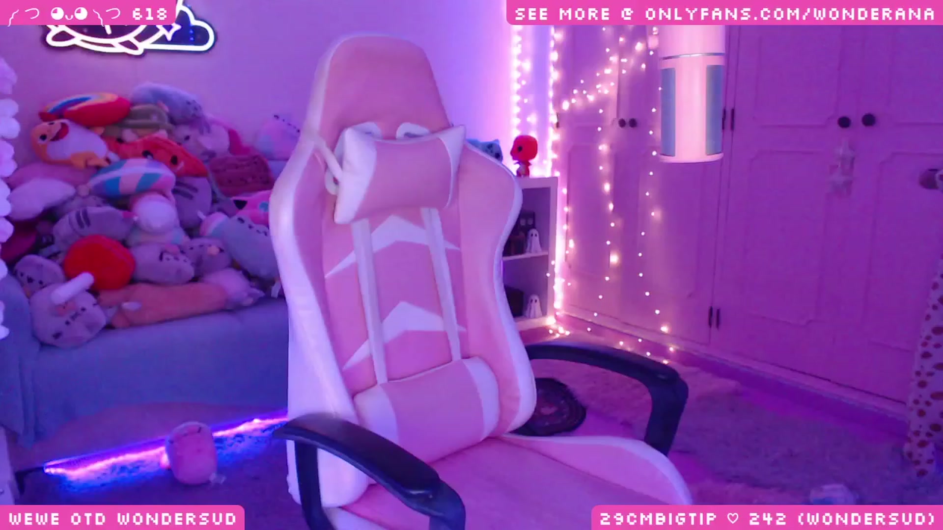 Gallery image thumbnail from WonderAna's myfreecams stream on, 11/26/2023, 02:23 image 2 of 20