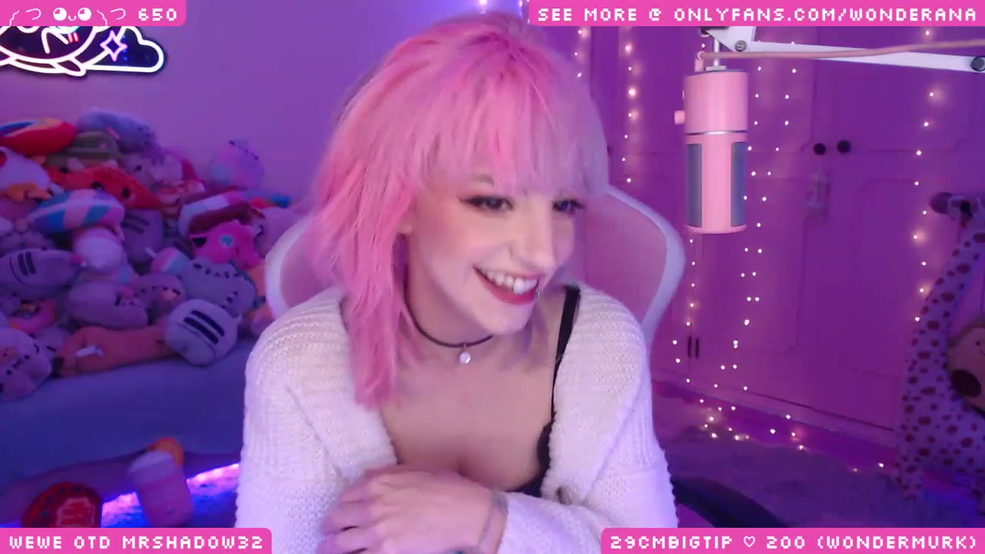Gallery image thumbnail from WonderAna's myfreecams stream on, 11/28/2023, 03:36 image 19 of 20