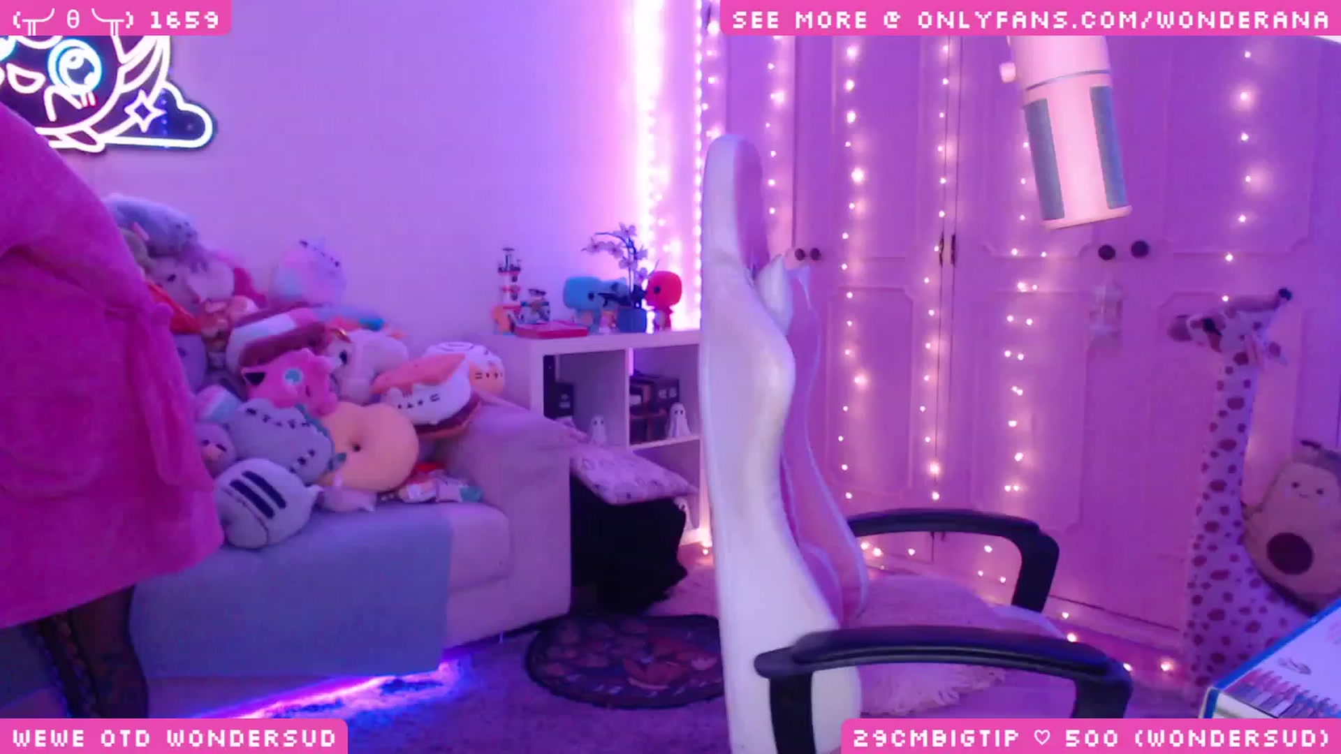 Gallery image thumbnail from WonderAna's myfreecams stream on, 12/09/2023, 03:30 image 18 of 20