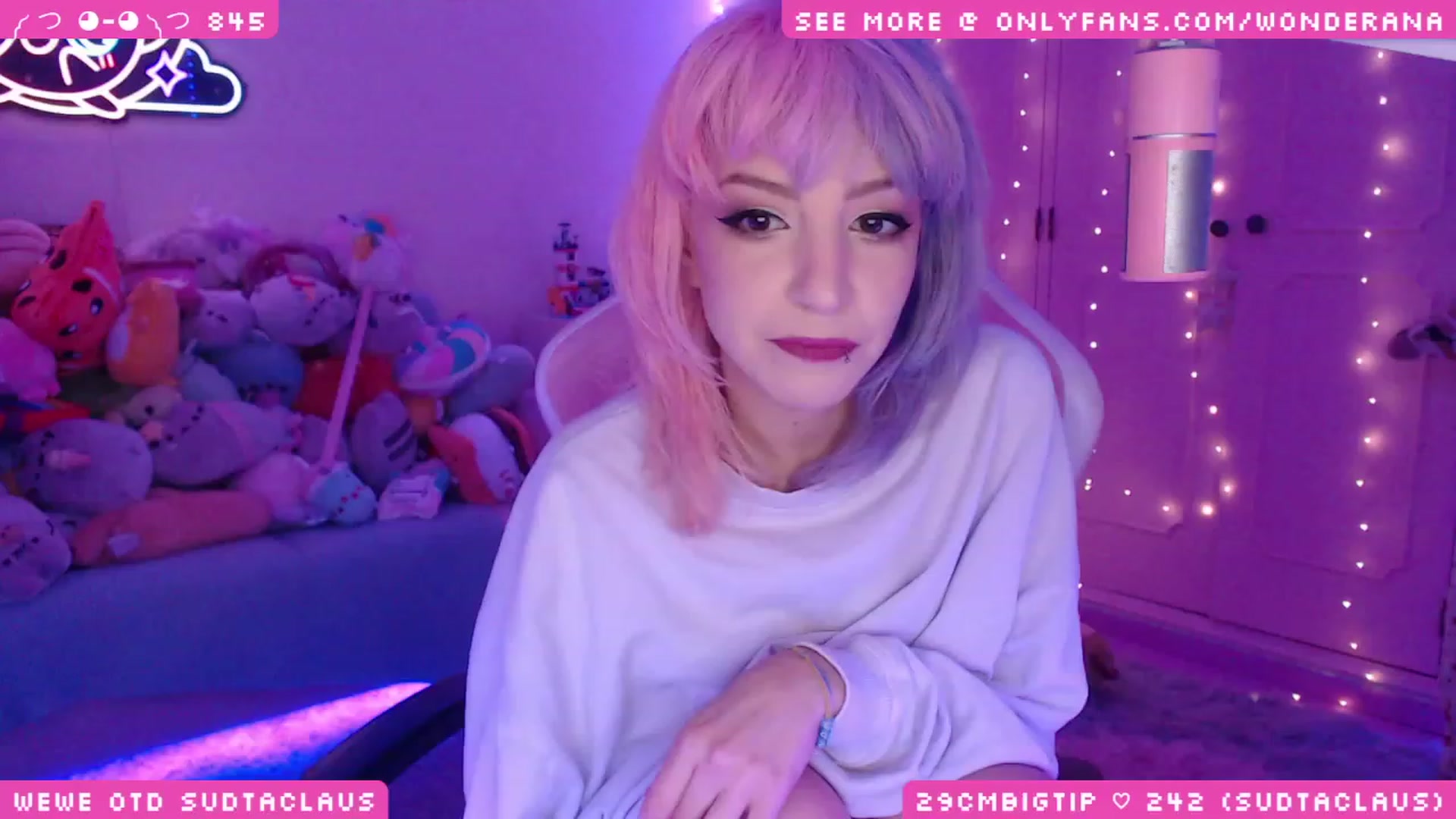 Gallery image thumbnail from WonderAna's myfreecams stream on, 12/12/2023, 24:50 image 3 of 20
