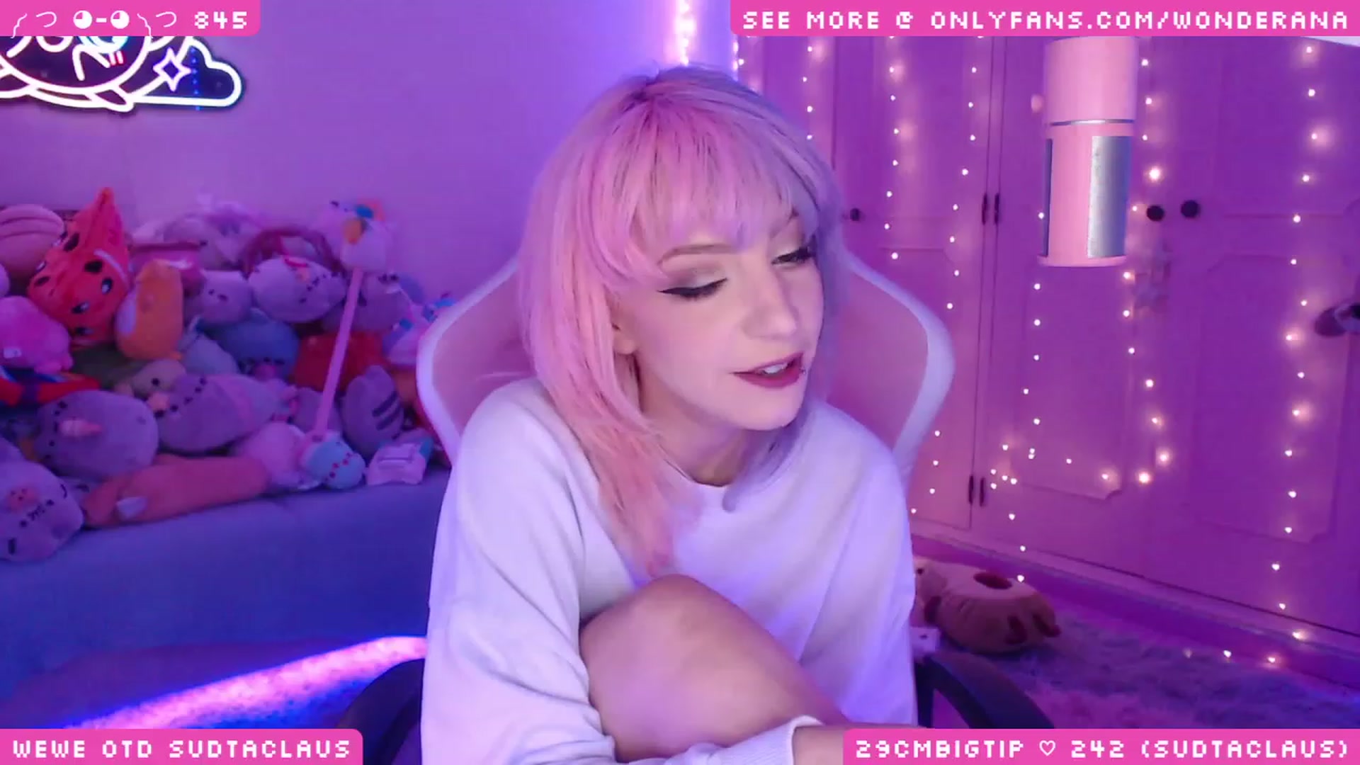 Gallery image thumbnail from WonderAna's myfreecams stream on, 12/12/2023, 24:50 image 1 of 20
