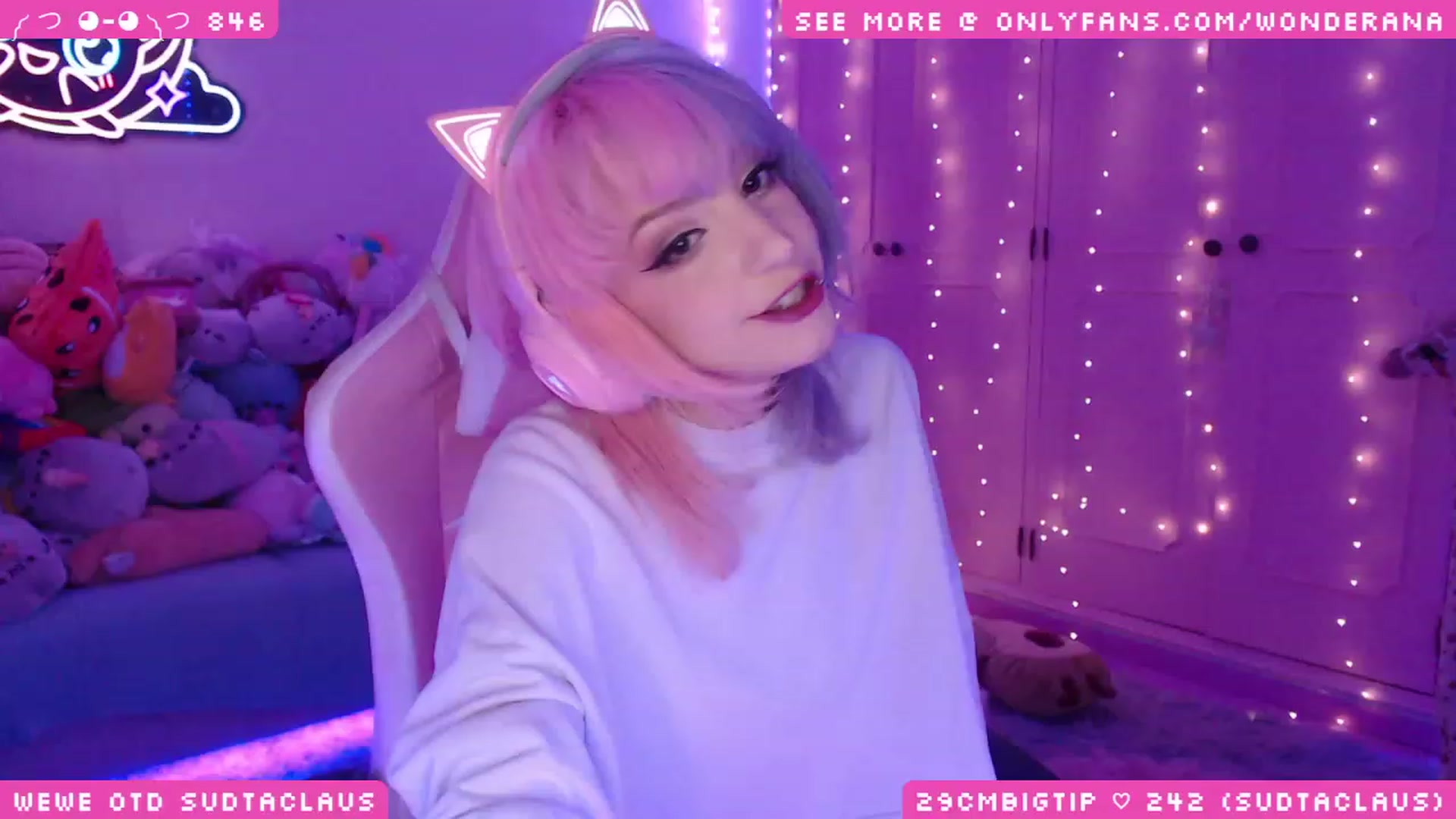 Gallery image thumbnail from WonderAna's myfreecams stream on, 12/12/2023, 04:15 image 2 of 20