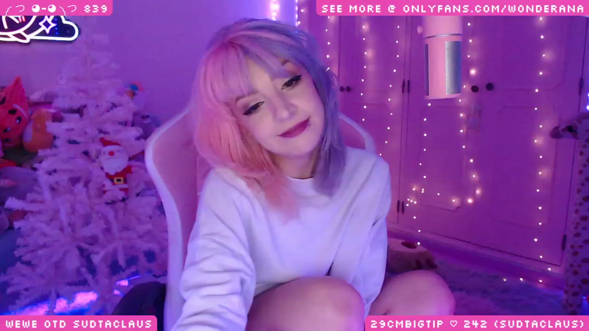 Gallery image thumbnail from WonderAna's myfreecams stream on, 12/12/2023, 04:15 image 12 of 20