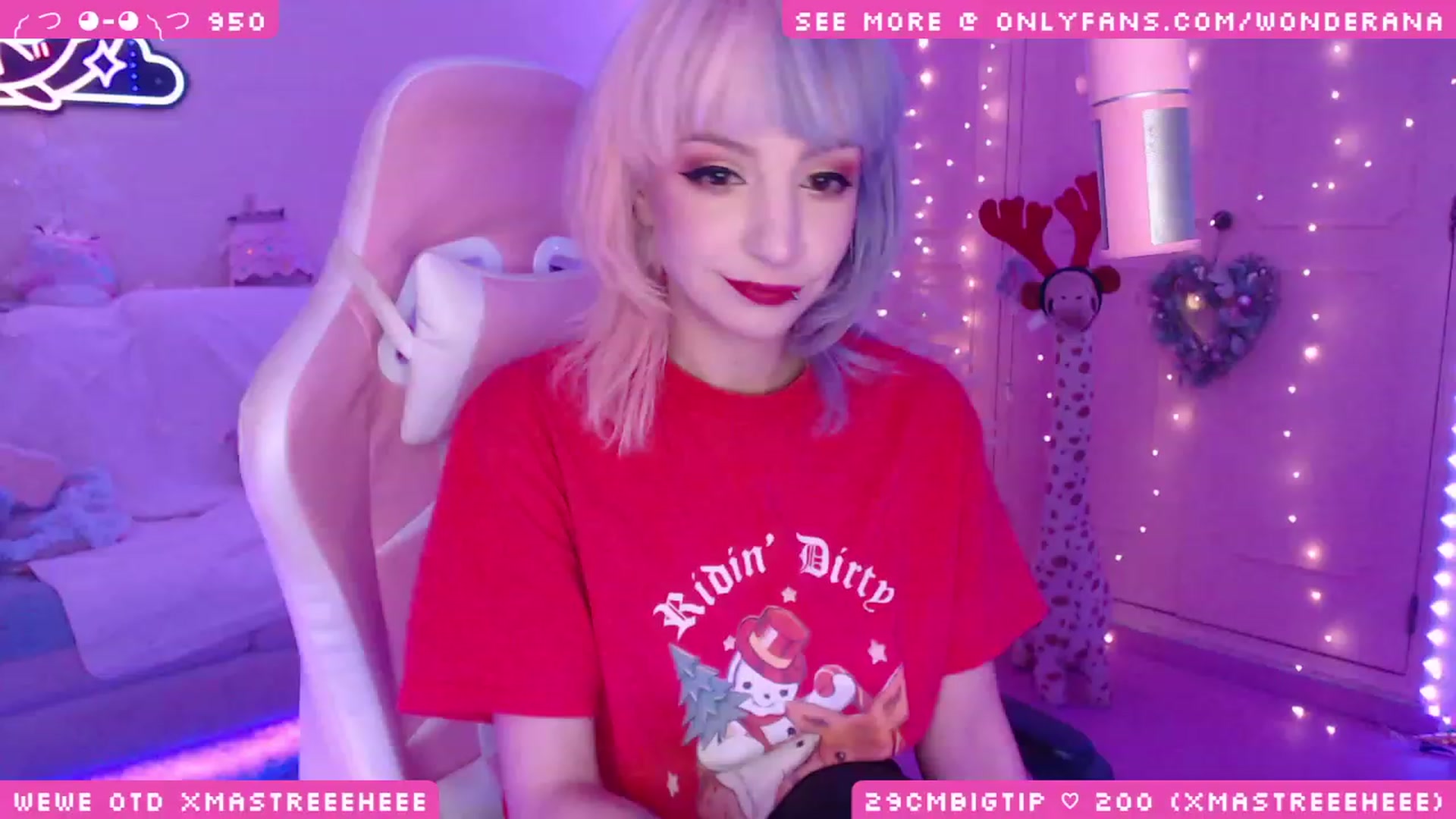 Gallery image thumbnail from WonderAna's myfreecams stream on, 12/19/2023, 03:08 image 9 of 20