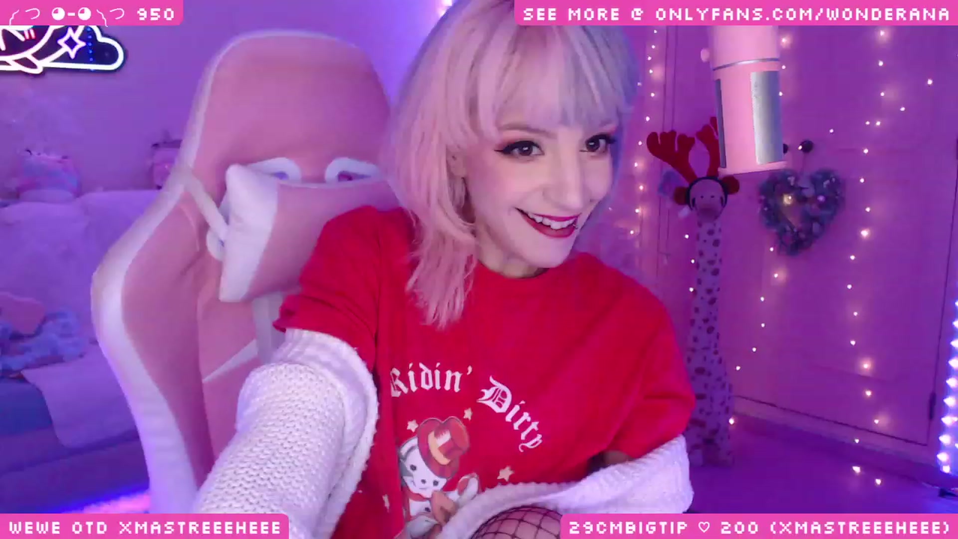 Gallery image thumbnail from WonderAna's myfreecams stream on, 12/19/2023, 03:08 image 3 of 20