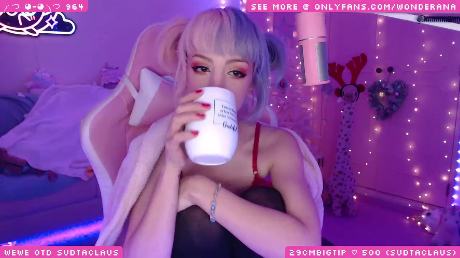 Gallery image thumbnail from WonderAna's myfreecams stream on, 12/21/2023, 03:45 image 2 of 20
