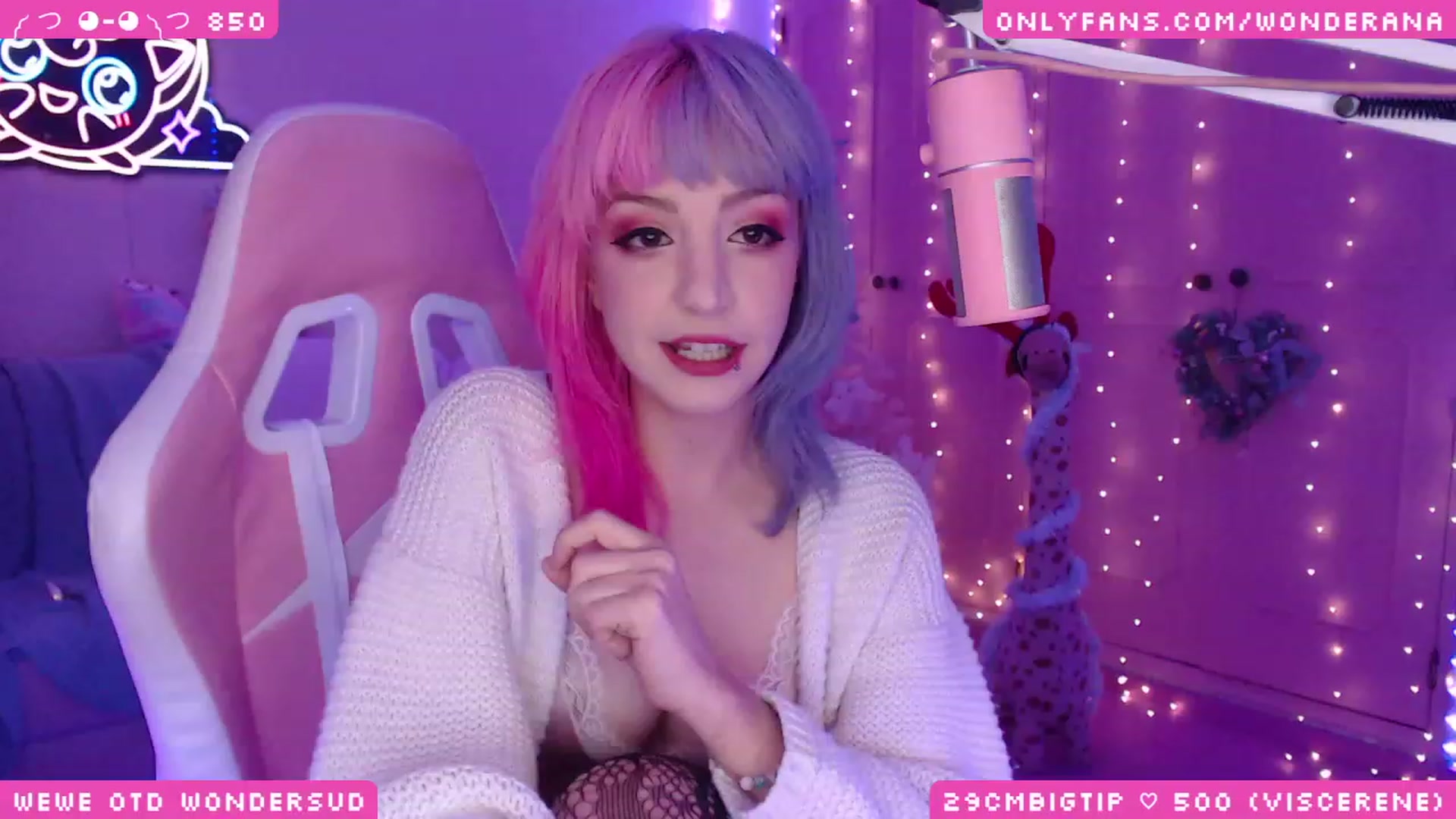 Gallery image thumbnail from WonderAna's myfreecams stream on, 12/27/2023, 03:37 image 11 of 20