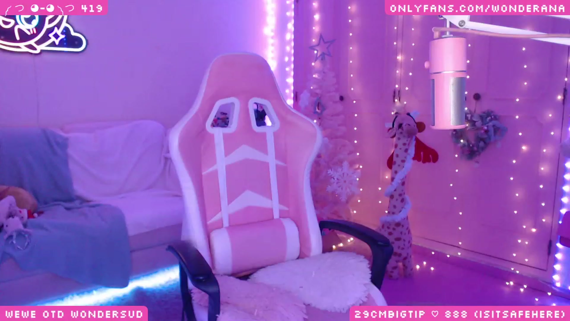 Gallery image thumbnail from WonderAna's myfreecams stream on, 01/02/2024, 03:02 image 13 of 20