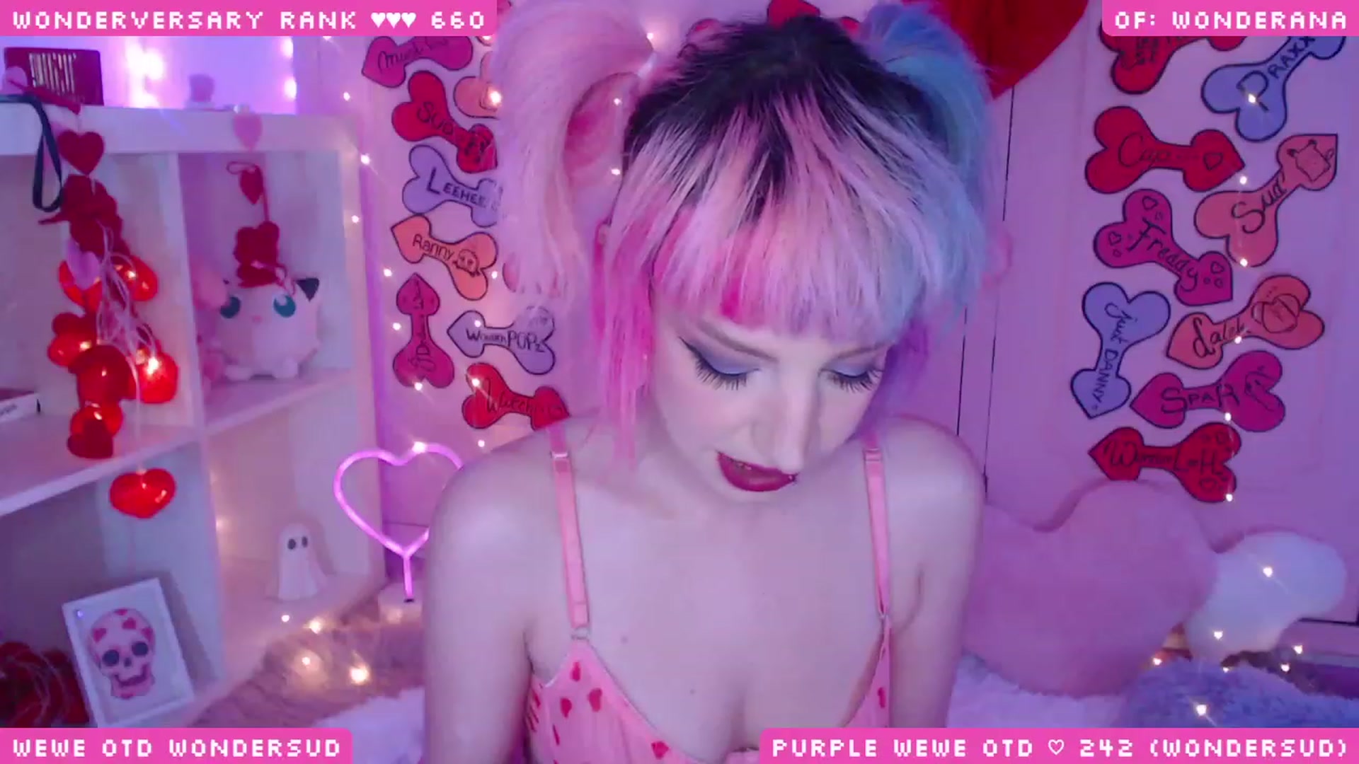 Gallery image thumbnail from WonderAna's myfreecams stream on, 02/19/2024, 01:53 image 3 of 20