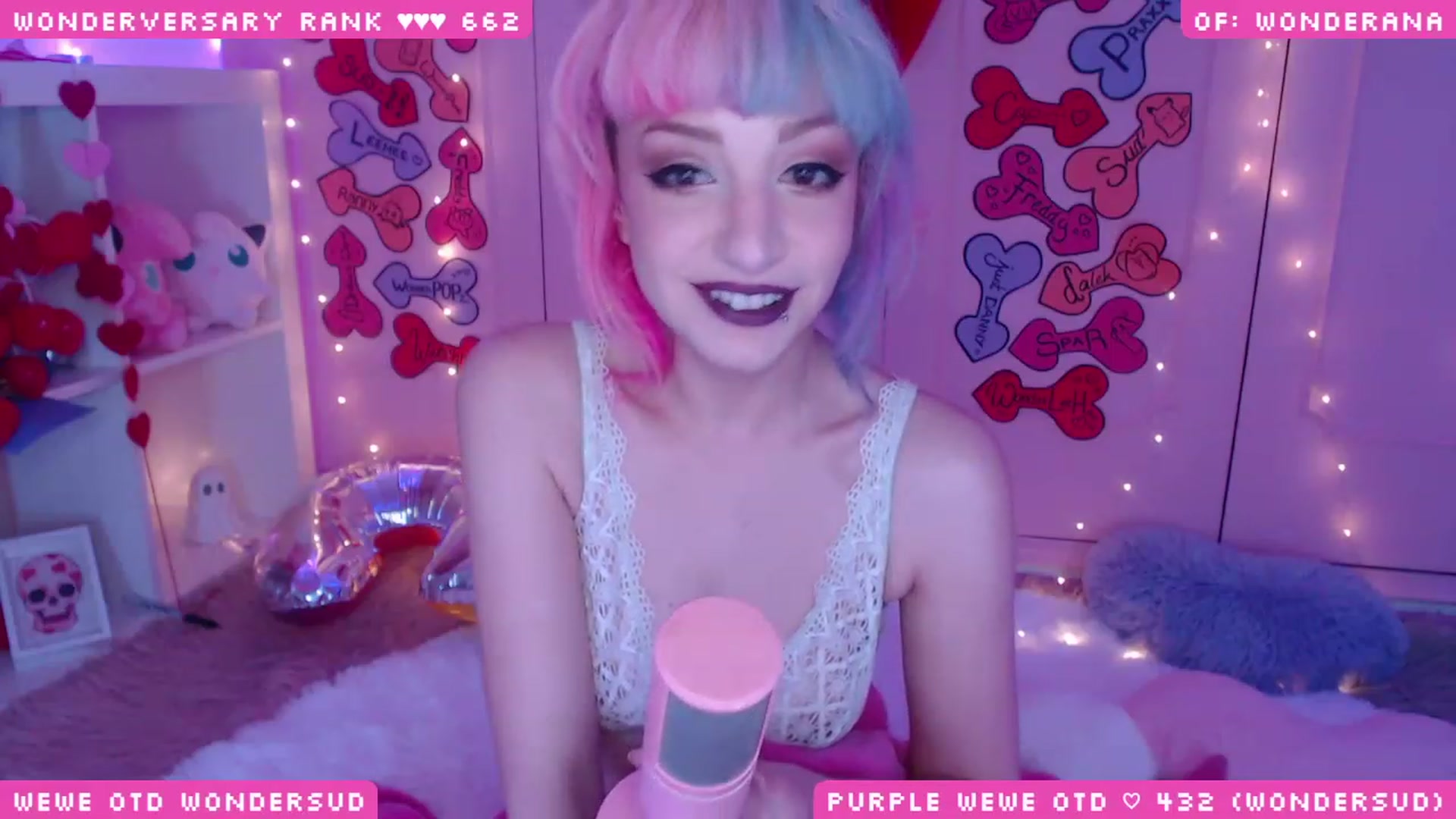 Gallery image thumbnail from WonderAna's myfreecams stream on, 02/26/2024, 01:20 image 18 of 20