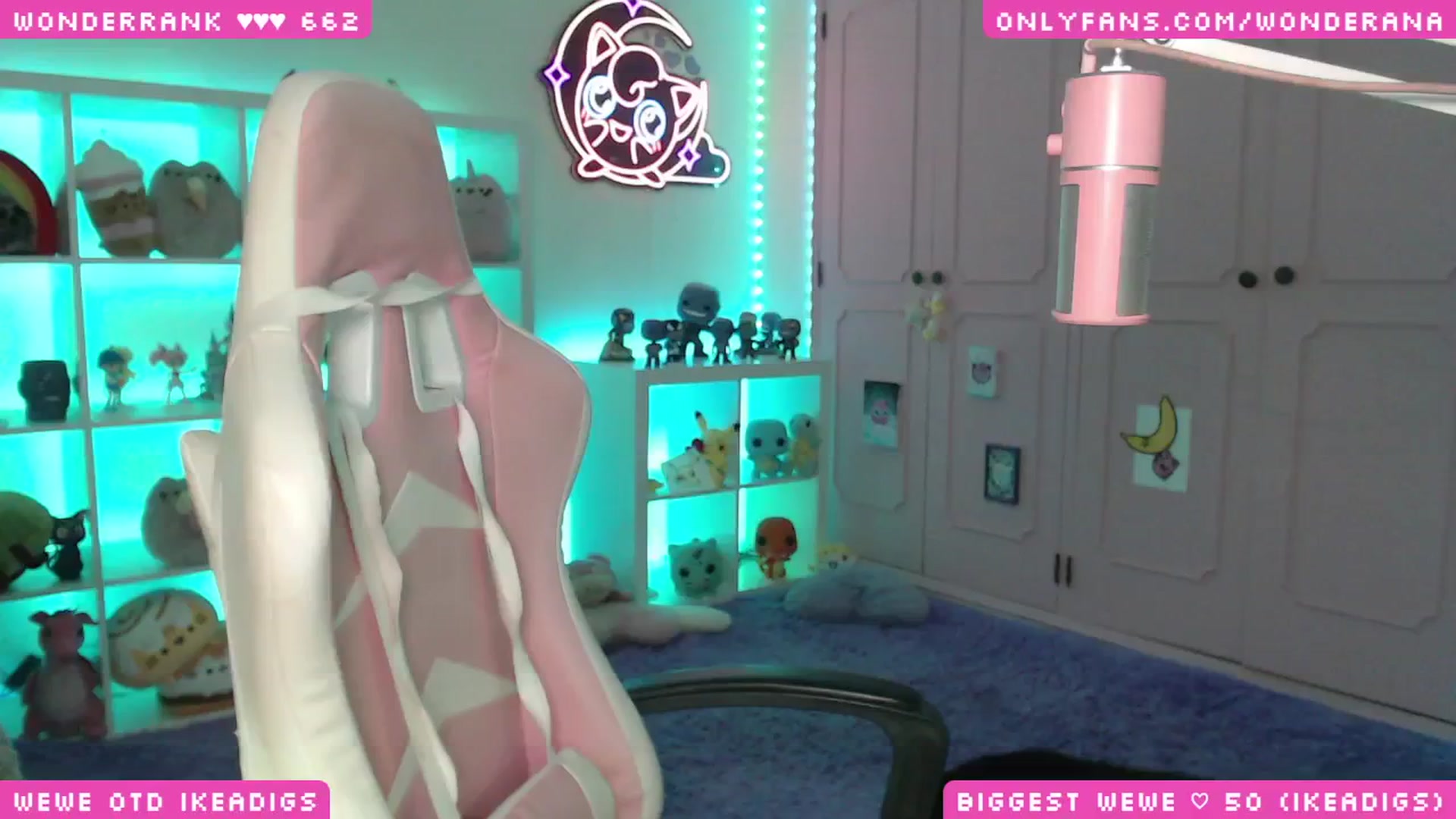 Gallery image thumbnail from WonderAna's myfreecams stream on, 07/24/2024, 04:08 image 3 of 20