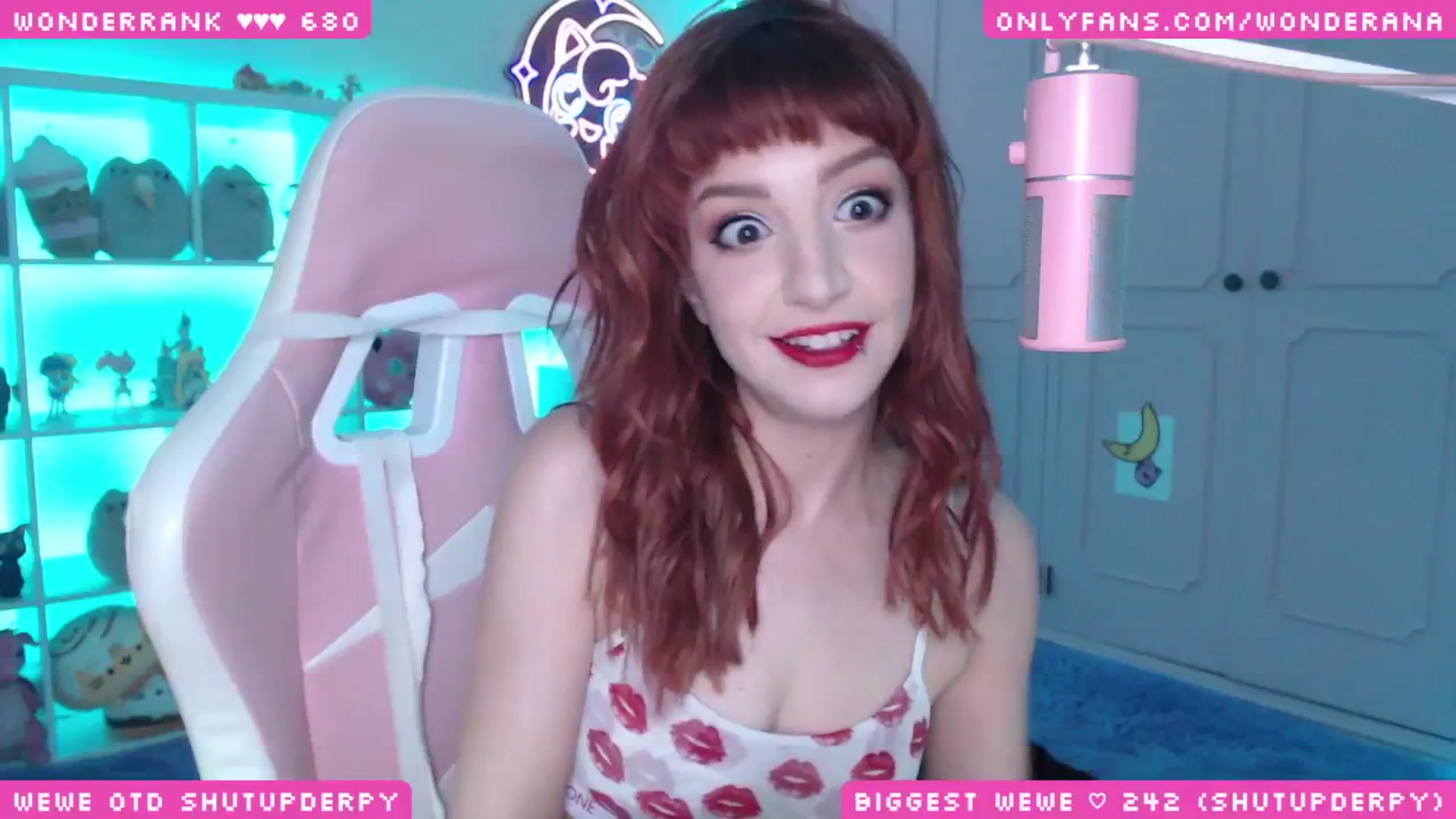 Gallery image thumbnail from WonderAna's myfreecams stream on, 07/29/2024, 24:04 image 18 of 20