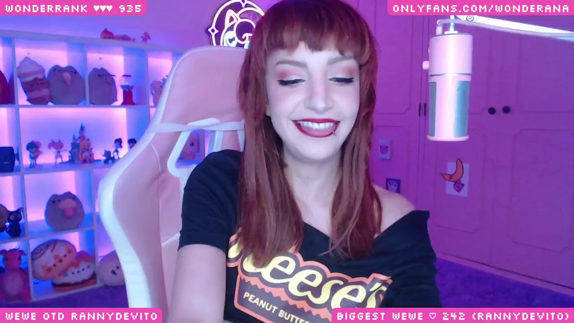 Gallery image thumbnail from WonderAna's myfreecams stream on, 08/02/2024, 03:28 image 9 of 20