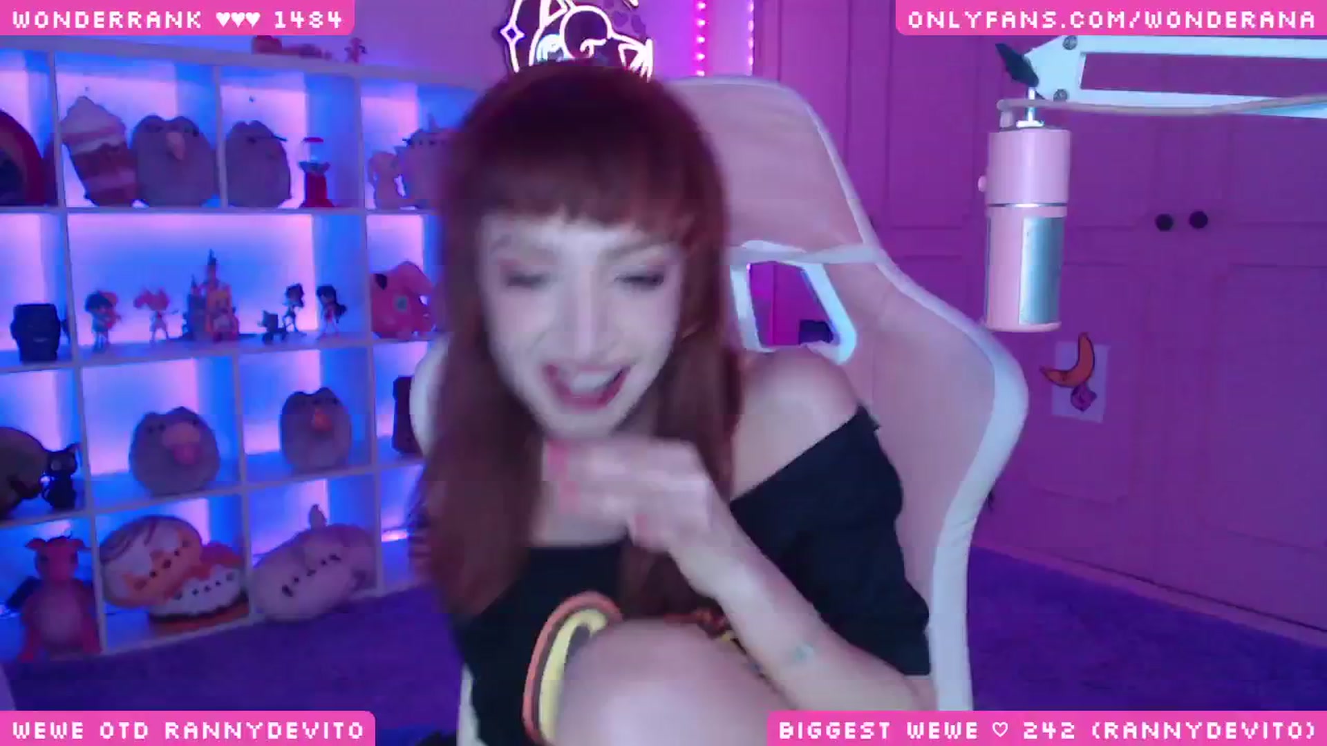 Gallery image thumbnail from WonderAna's myfreecams stream on, 08/02/2024, 03:28 image 5 of 20