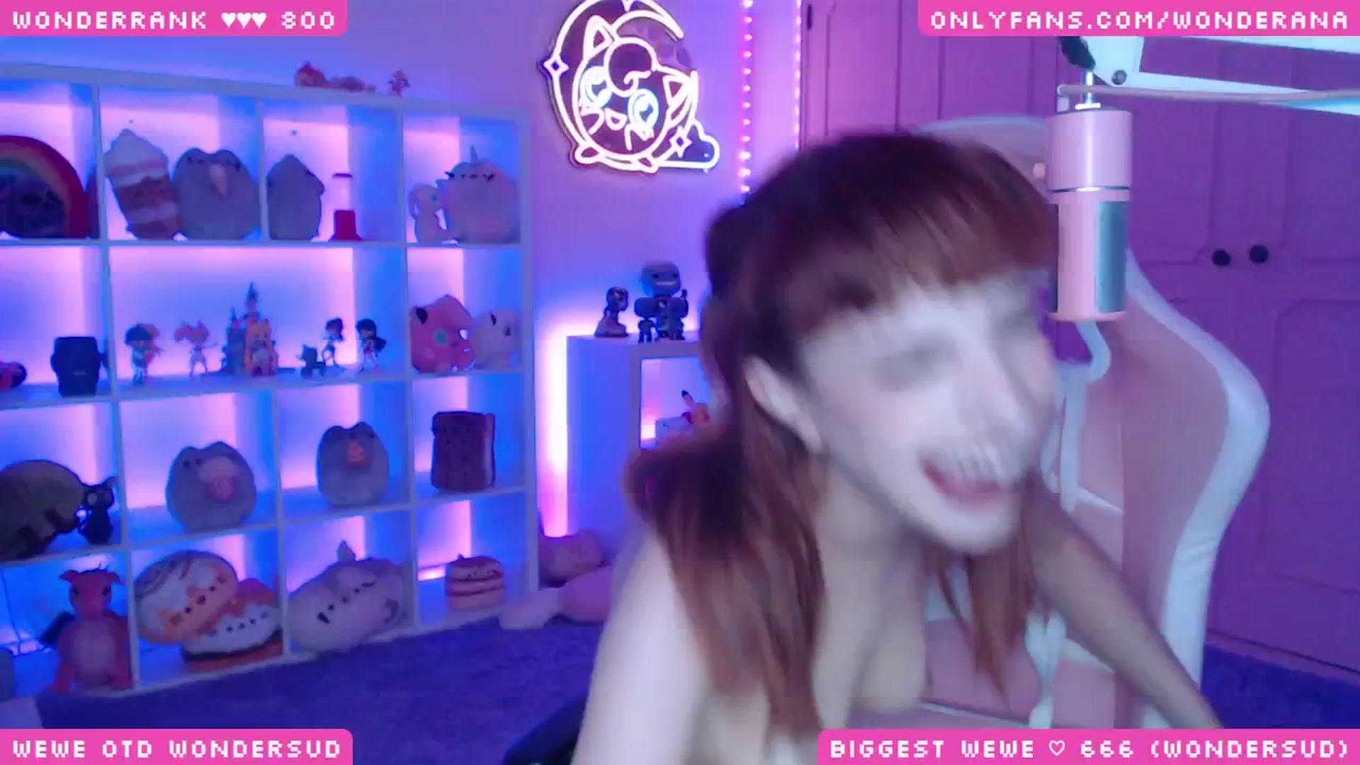 Gallery image thumbnail from WonderAna's myfreecams stream on, 08/28/2024, 03:40 image 5 of 20