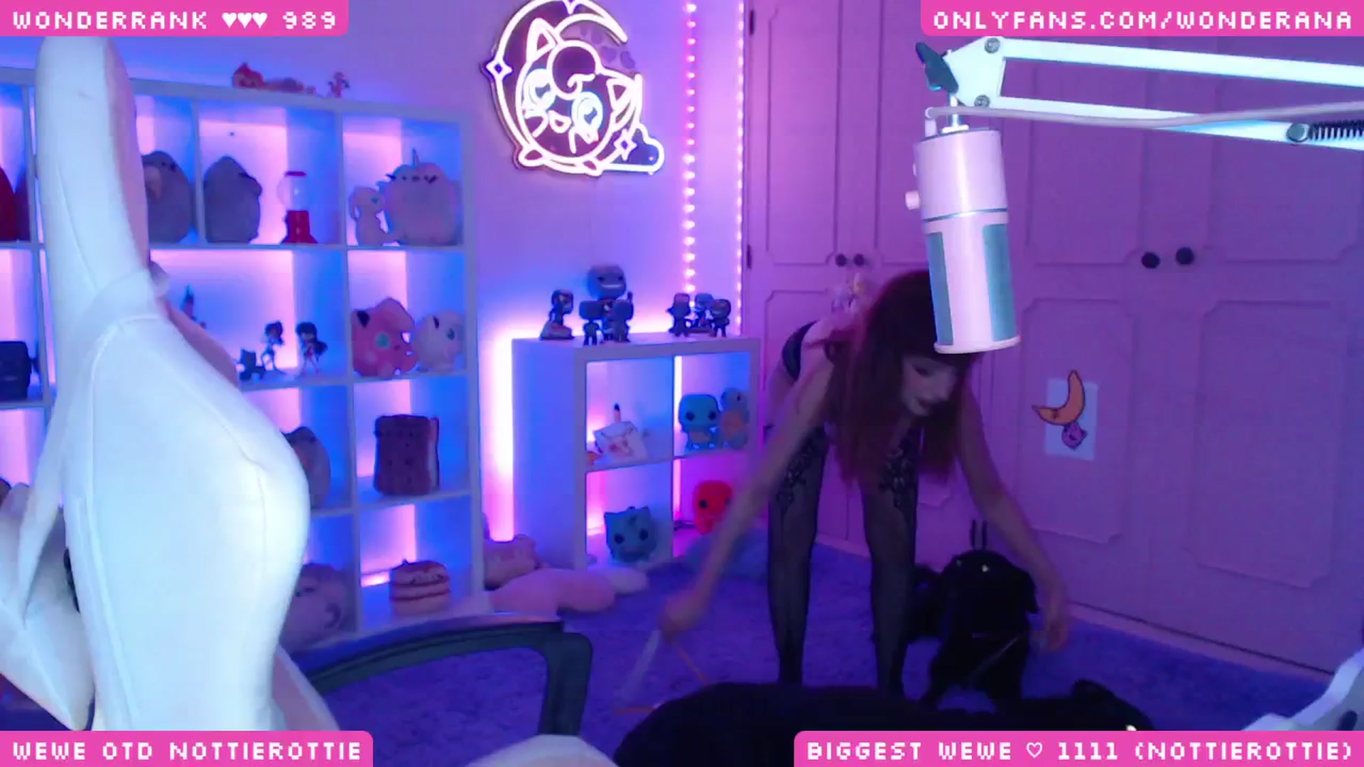 Gallery image thumbnail from WonderAna's myfreecams stream on, 09/03/2024, 04:07 image 2 of 20