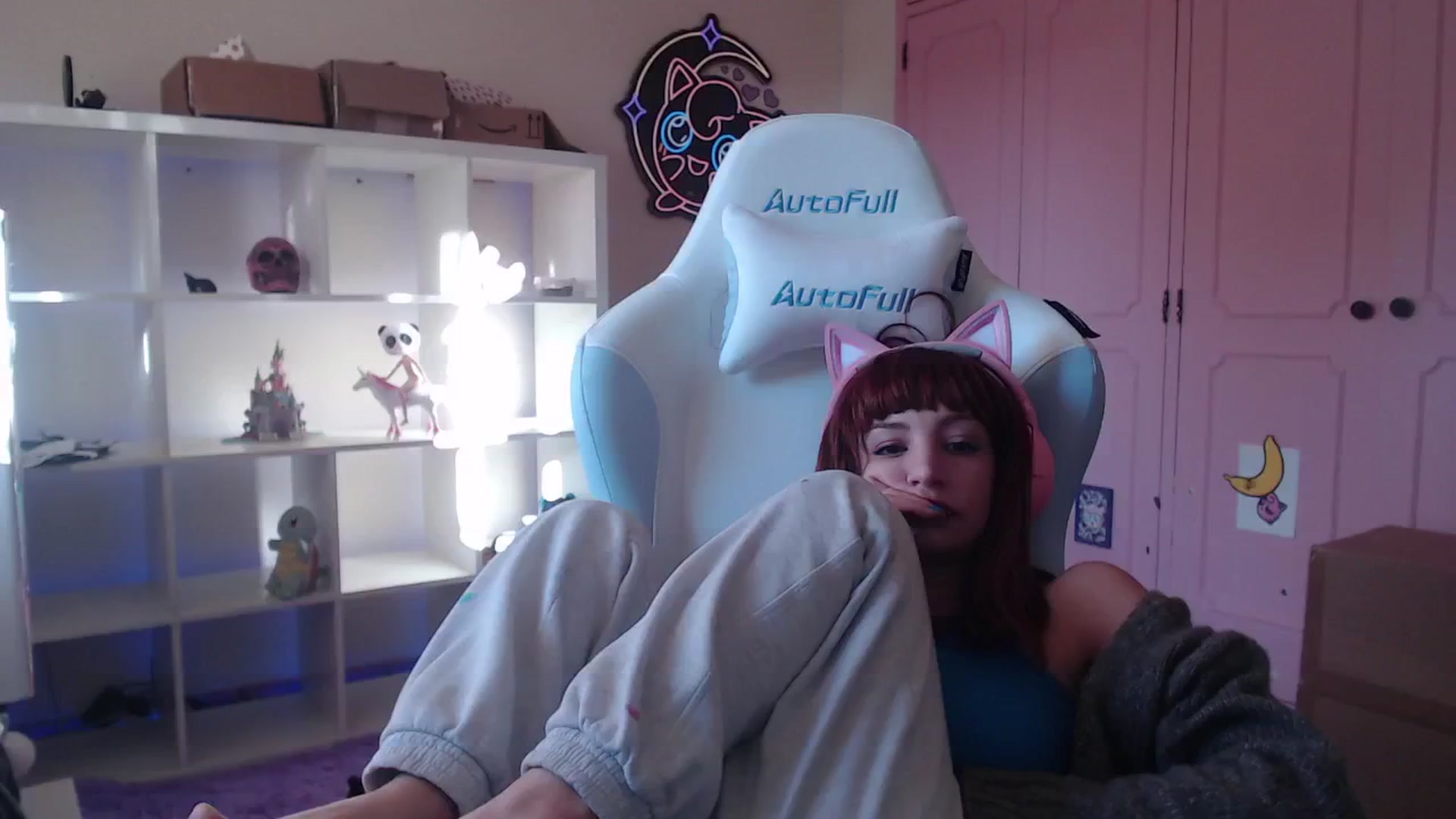 Gallery image thumbnail from WonderAna's myfreecams stream on, 11/06/2024, 09:11 image 7 of 20