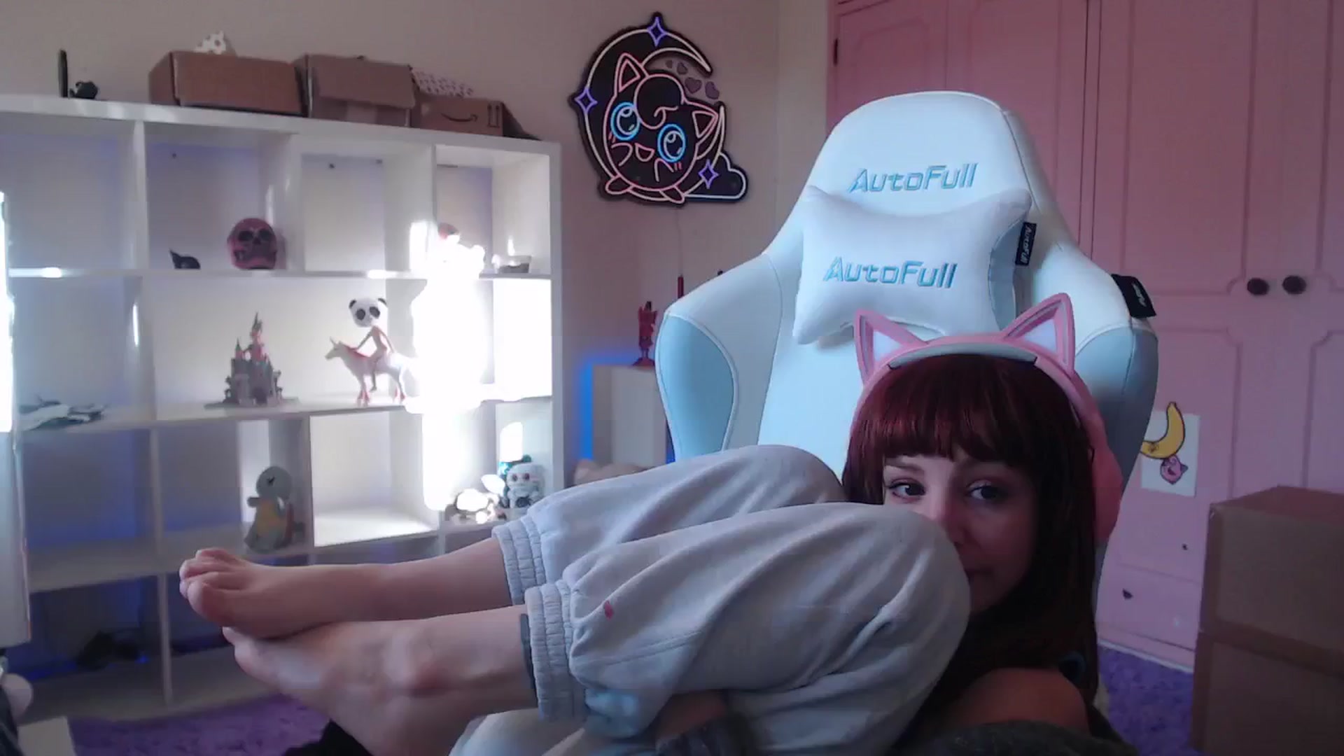 Gallery image thumbnail from WonderAna's myfreecams stream on, 11/06/2024, 09:11 image 8 of 20