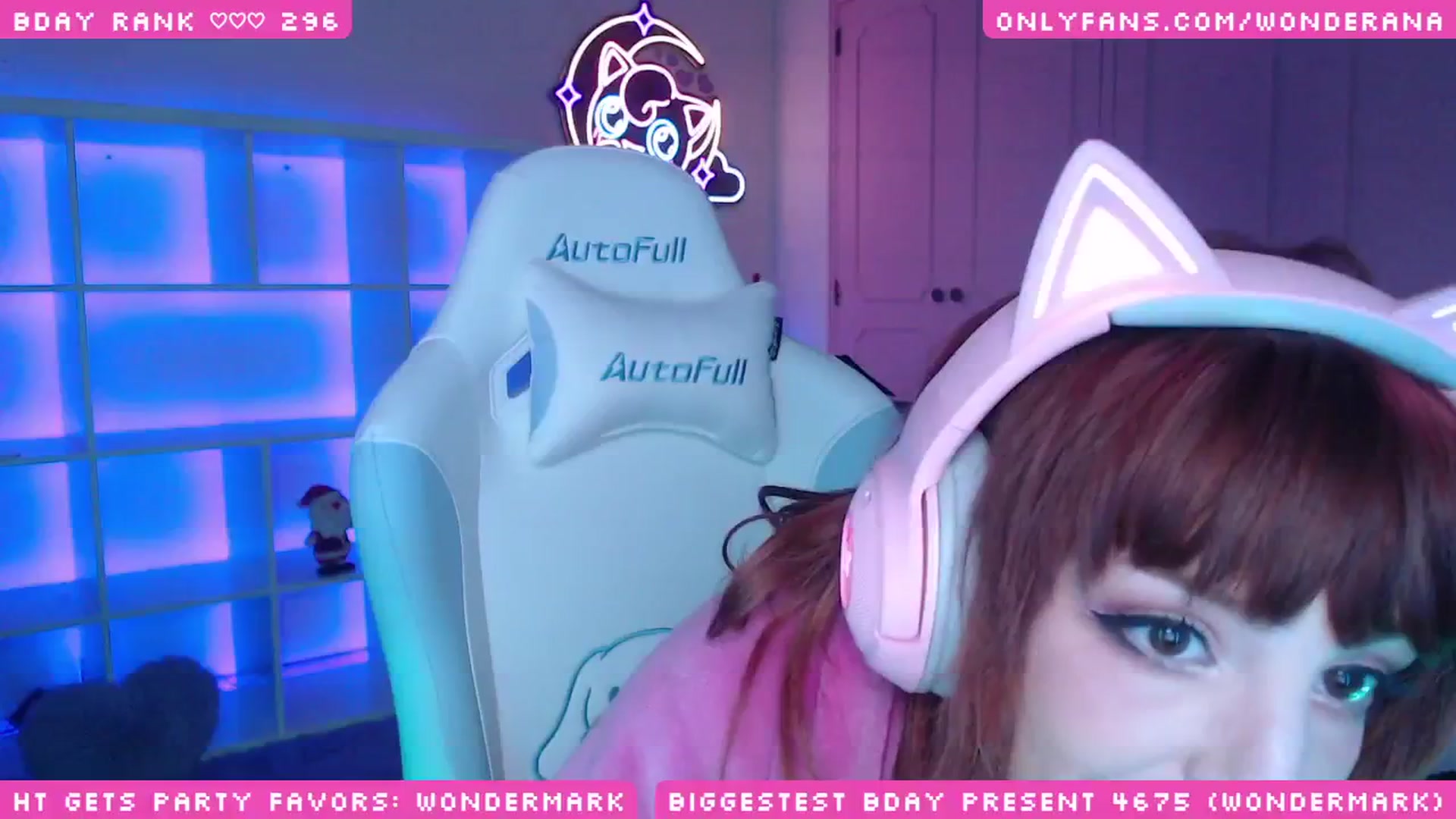 Gallery image thumbnail from WonderAna's myfreecams stream on, 12/06/2024, 07:31 image 17 of 20