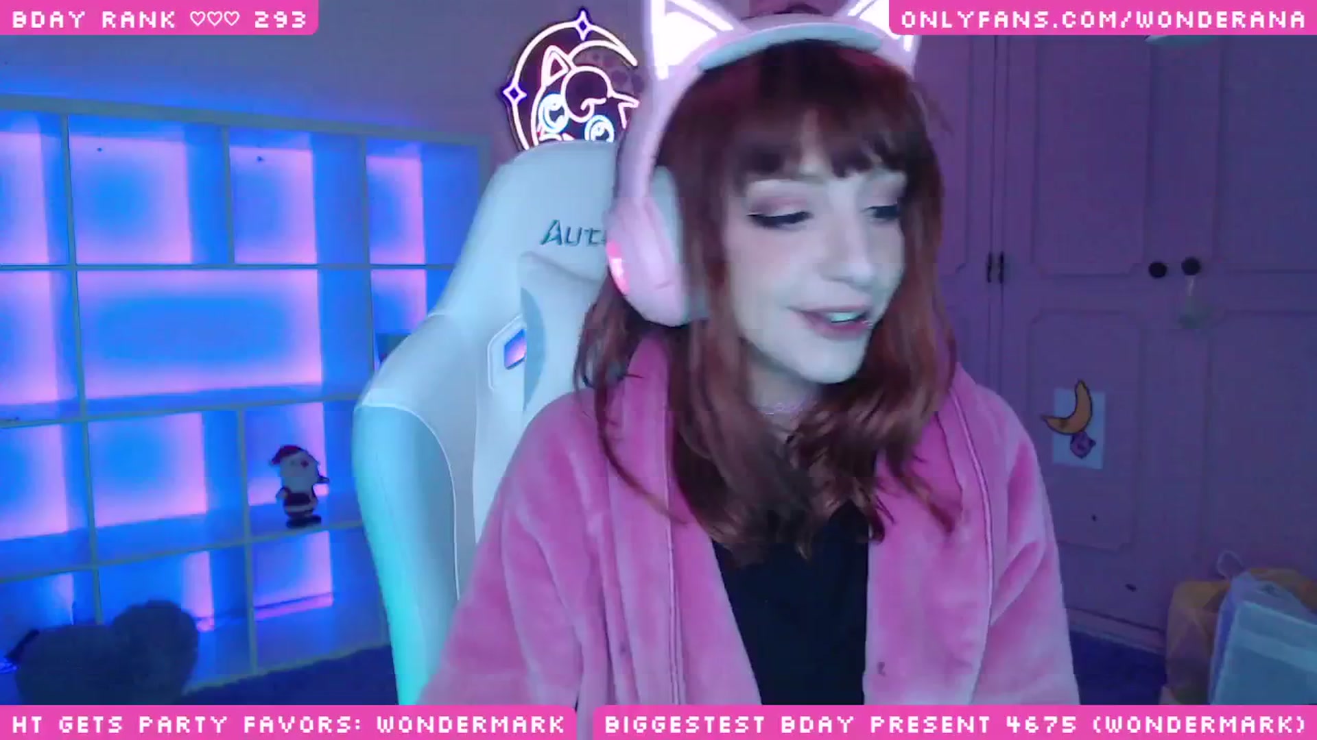 Gallery image thumbnail from WonderAna's myfreecams stream on, 12/06/2024, 07:31 image 9 of 20