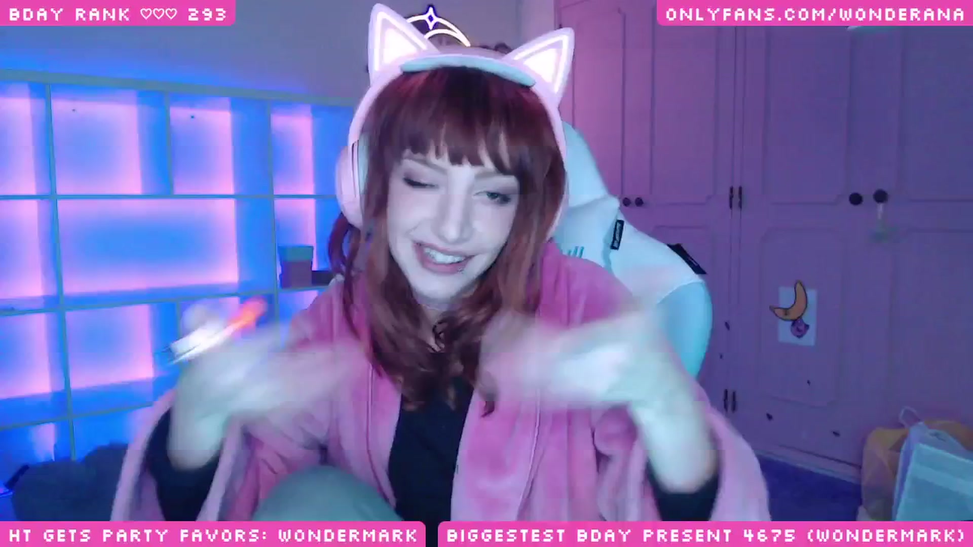 Gallery image thumbnail from WonderAna's myfreecams stream on, 12/06/2024, 07:31 image 6 of 20