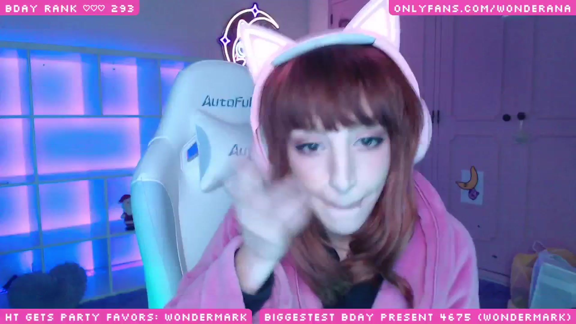 Gallery image thumbnail from WonderAna's myfreecams stream on, 12/06/2024, 07:31 image 4 of 20
