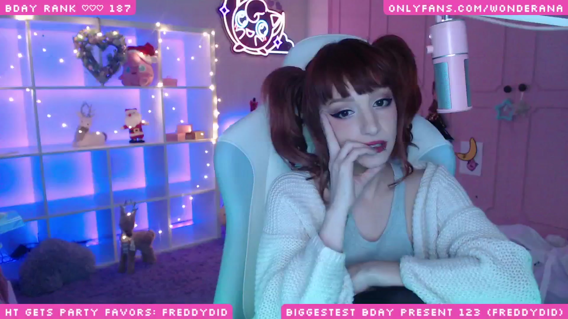 Gallery image thumbnail from WonderAna's myfreecams stream on, 12/08/2024, 05:25 image 20 of 20