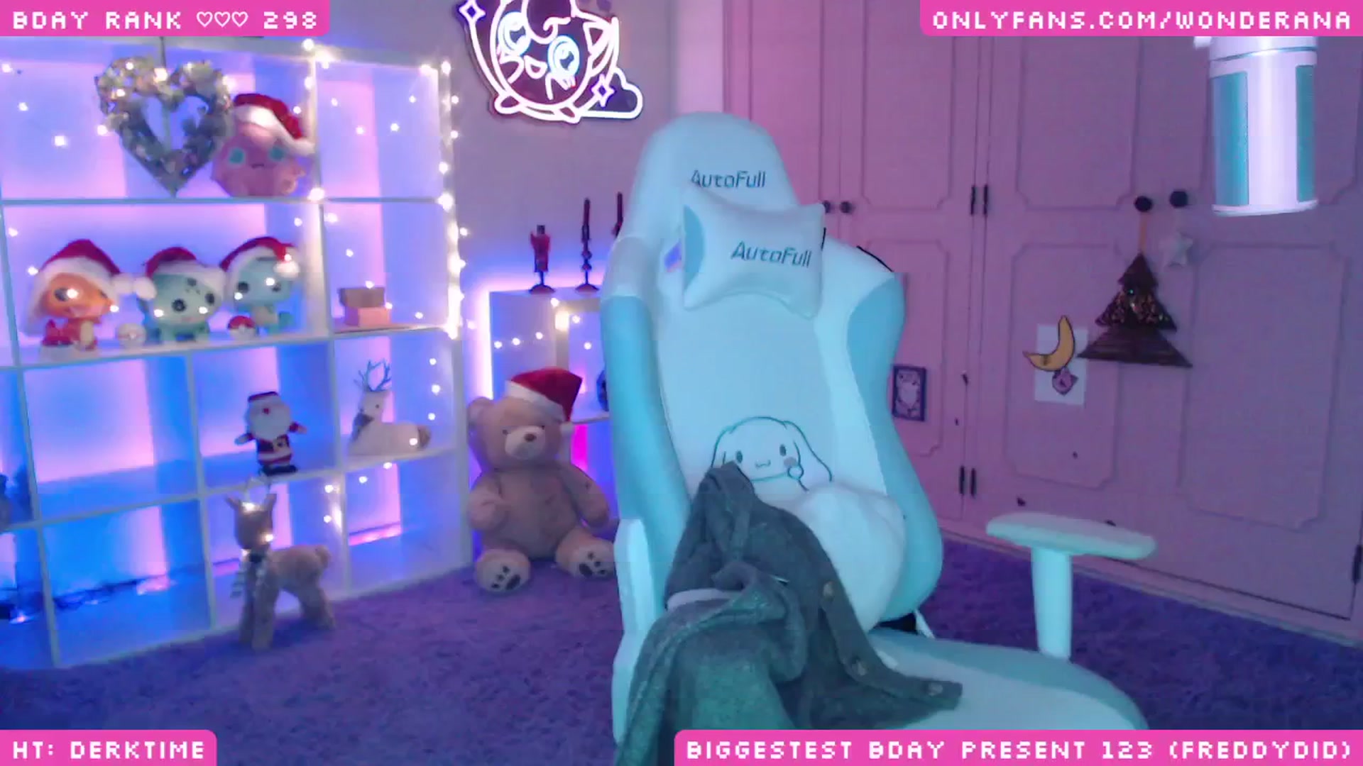 Gallery image thumbnail from WonderAna's myfreecams stream on, 12/13/2024, 05:12 image 16 of 20