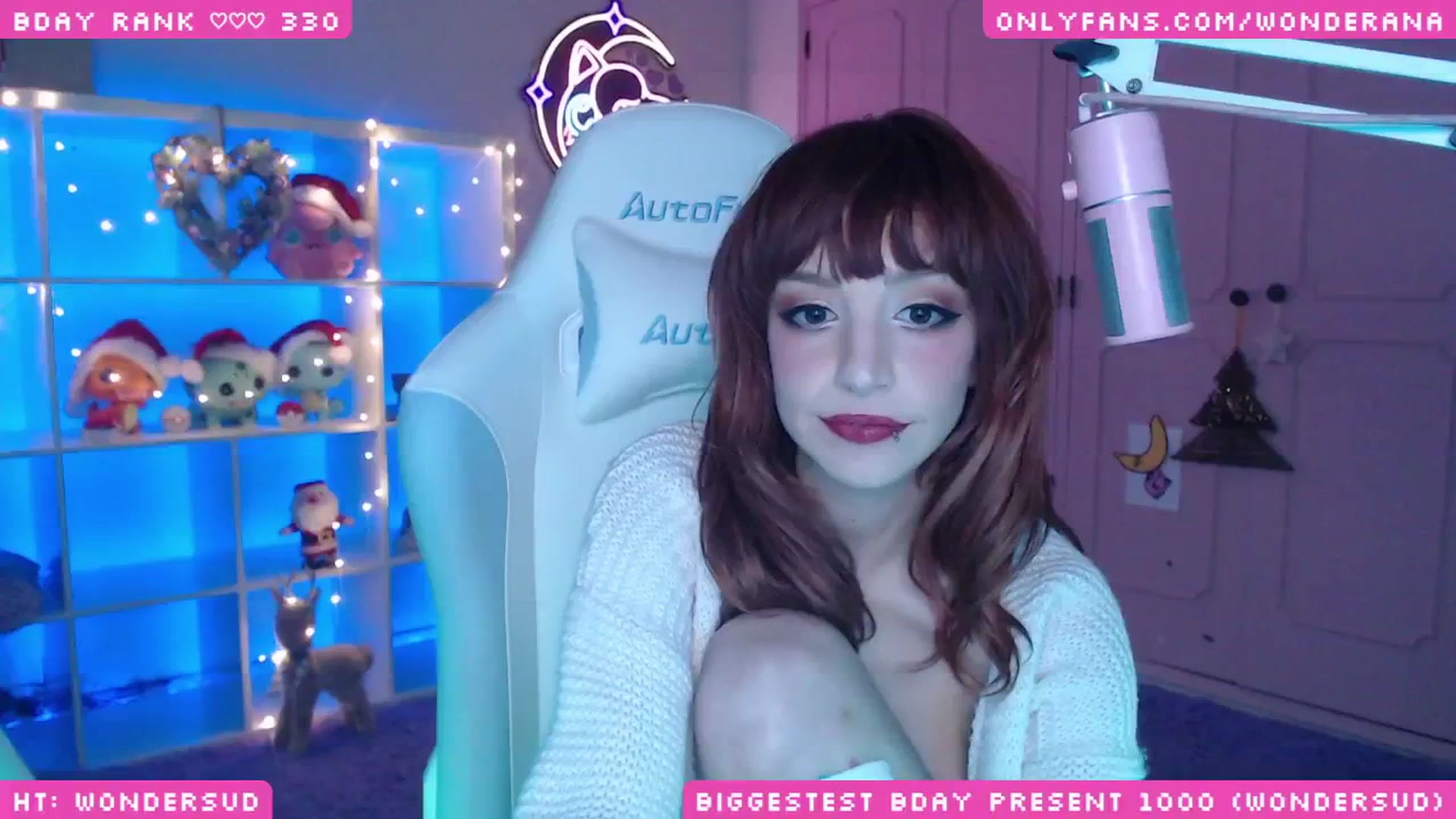 Gallery image thumbnail from WonderAna's myfreecams stream on, 12/16/2024, 01:47 image 3 of 20