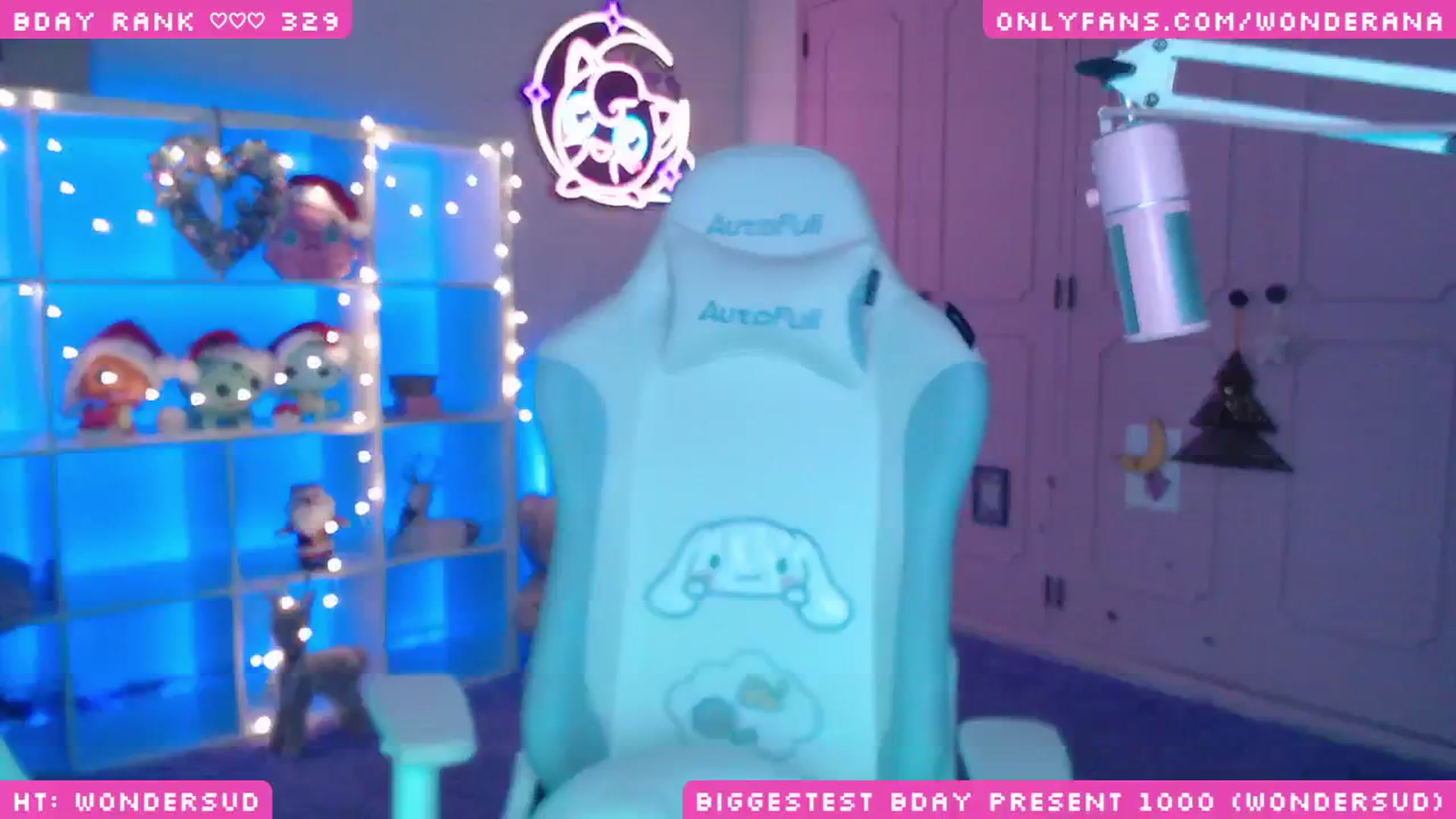 Gallery image thumbnail from WonderAna's myfreecams stream on, 12/16/2024, 01:47 image 16 of 20