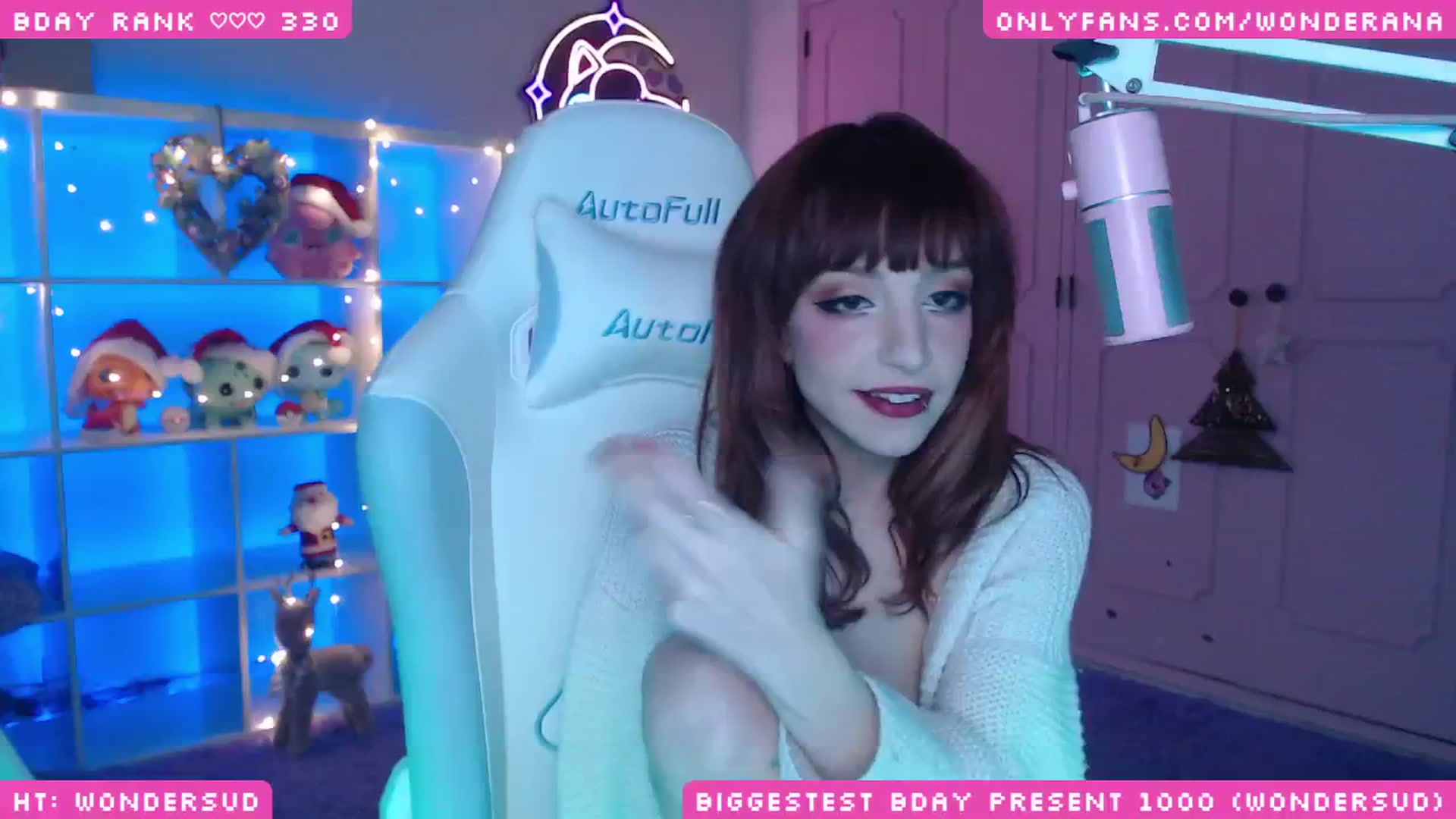 Gallery image thumbnail from WonderAna's myfreecams stream on, 12/16/2024, 01:47 image 10 of 20