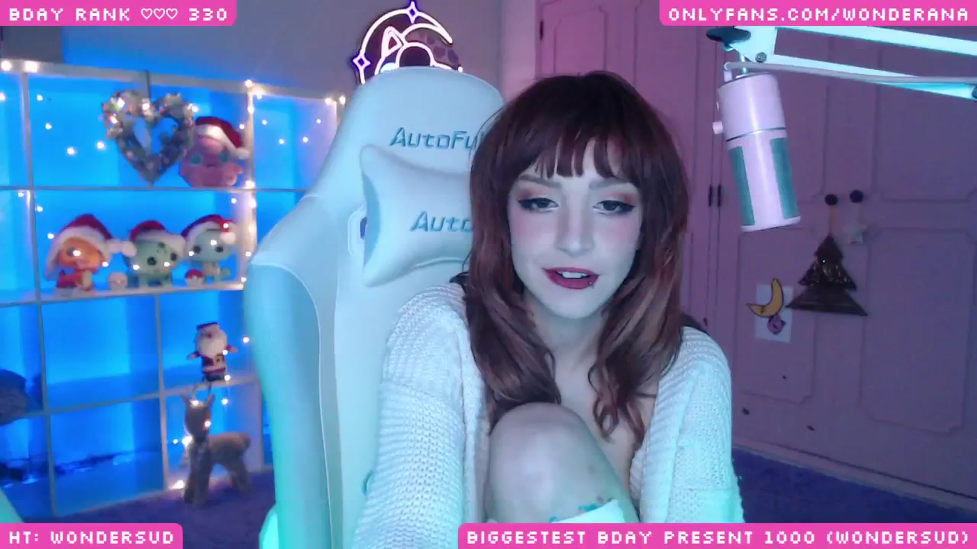 Gallery image thumbnail from WonderAna's myfreecams stream on, 12/16/2024, 01:47 image 5 of 20