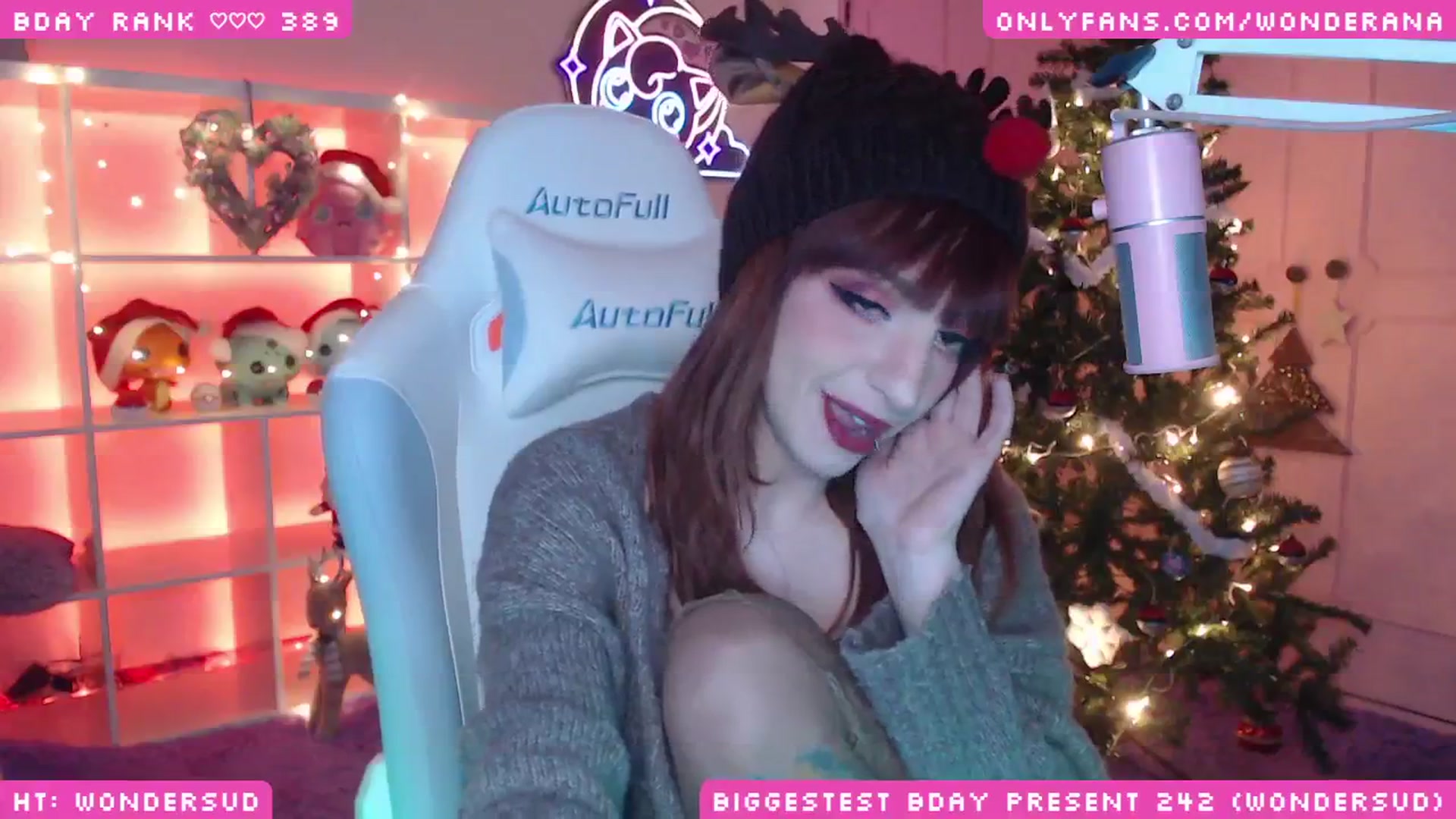 Gallery image thumbnail from WonderAna's myfreecams stream on, 12/21/2024, 05:05 image 20 of 20