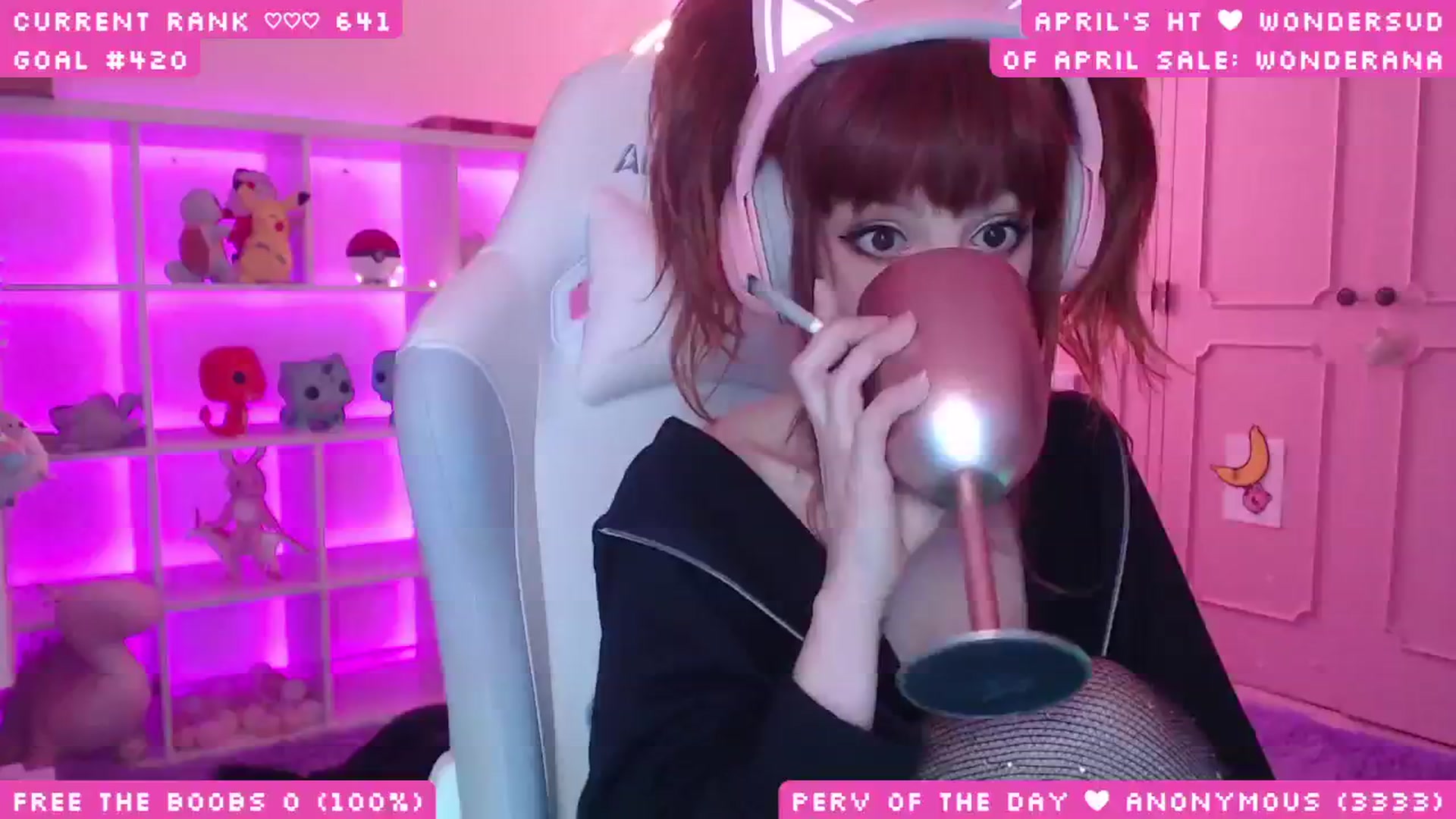 Gallery image thumbnail from WonderAna's myfreecams stream on, 04/18/2025, 01:31 image 3 of 20