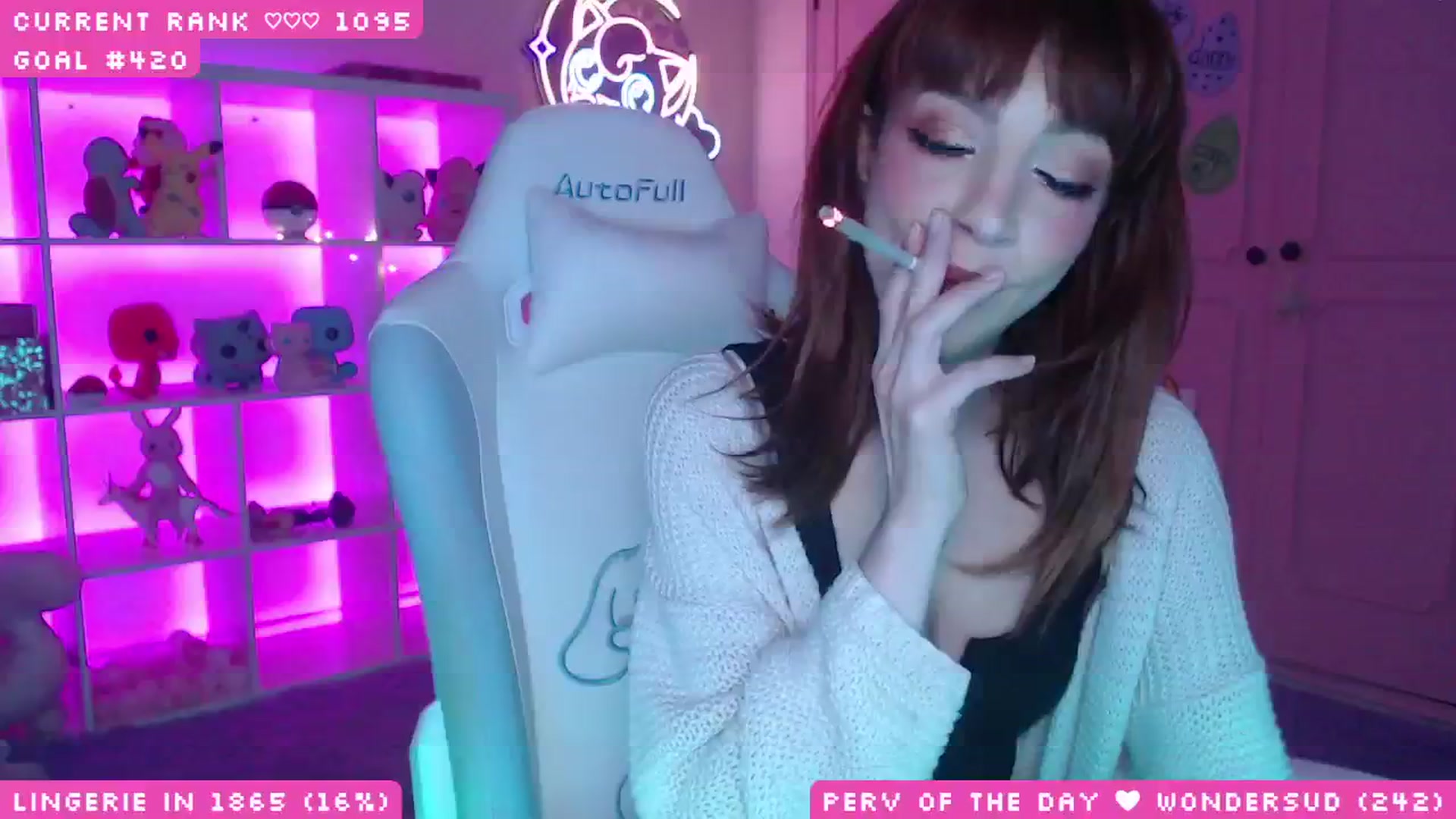 Gallery image thumbnail from WonderAna's myfreecams stream on, 05/17/2025, 01:16 image 12 of 20