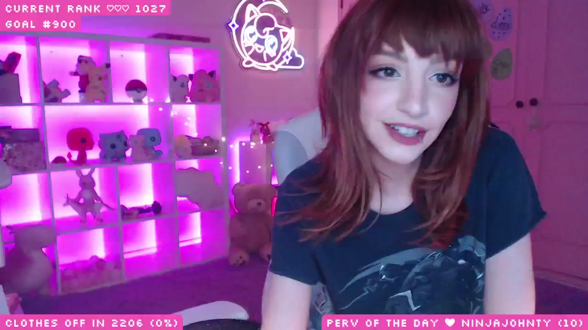 Gallery image thumbnail from WonderAna's myfreecams stream on, 05/20/2025, 24:13 image 19 of 20