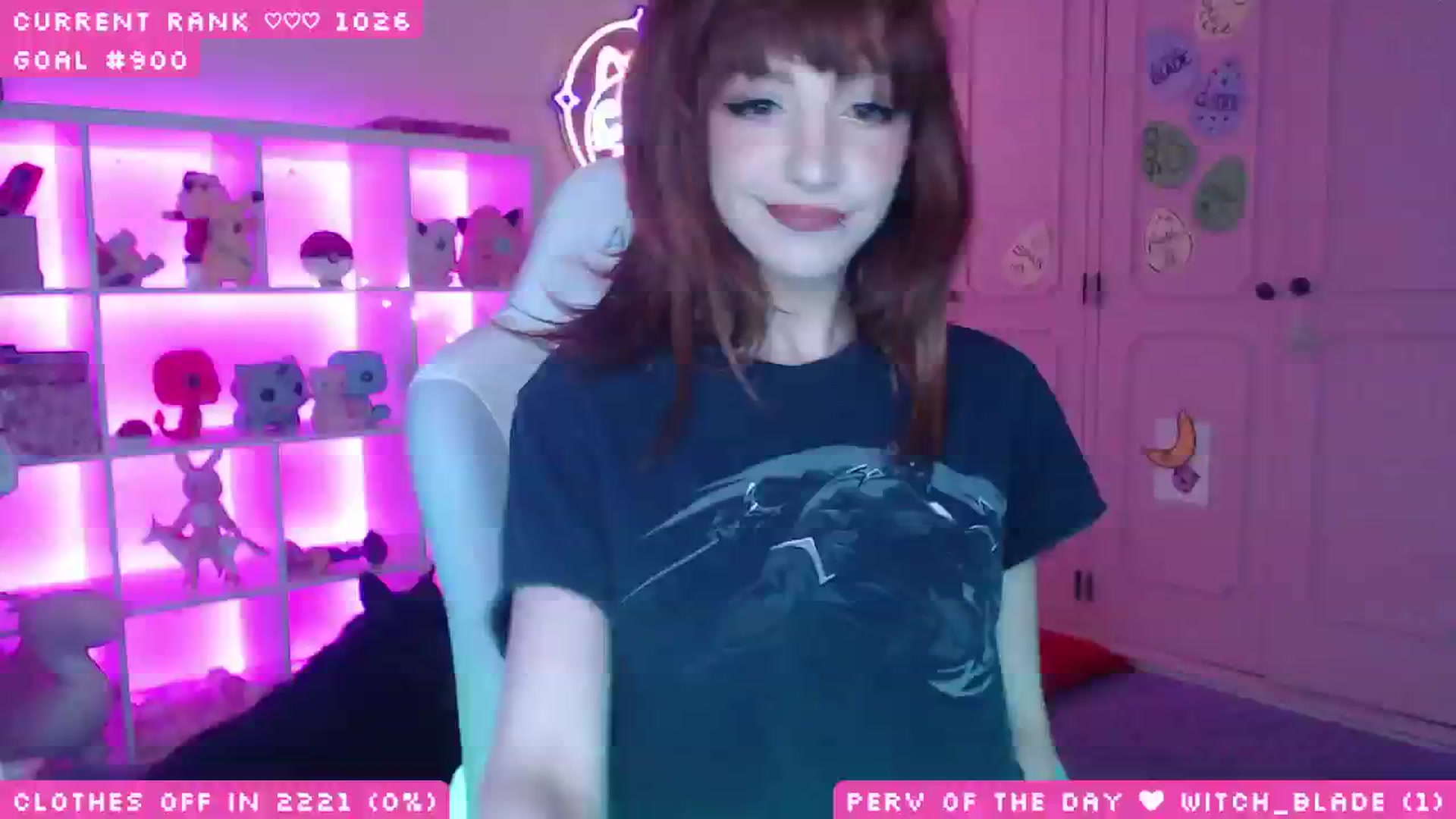 Gallery image thumbnail from WonderAna's myfreecams stream on, 05/20/2025, 24:13 image 3 of 20