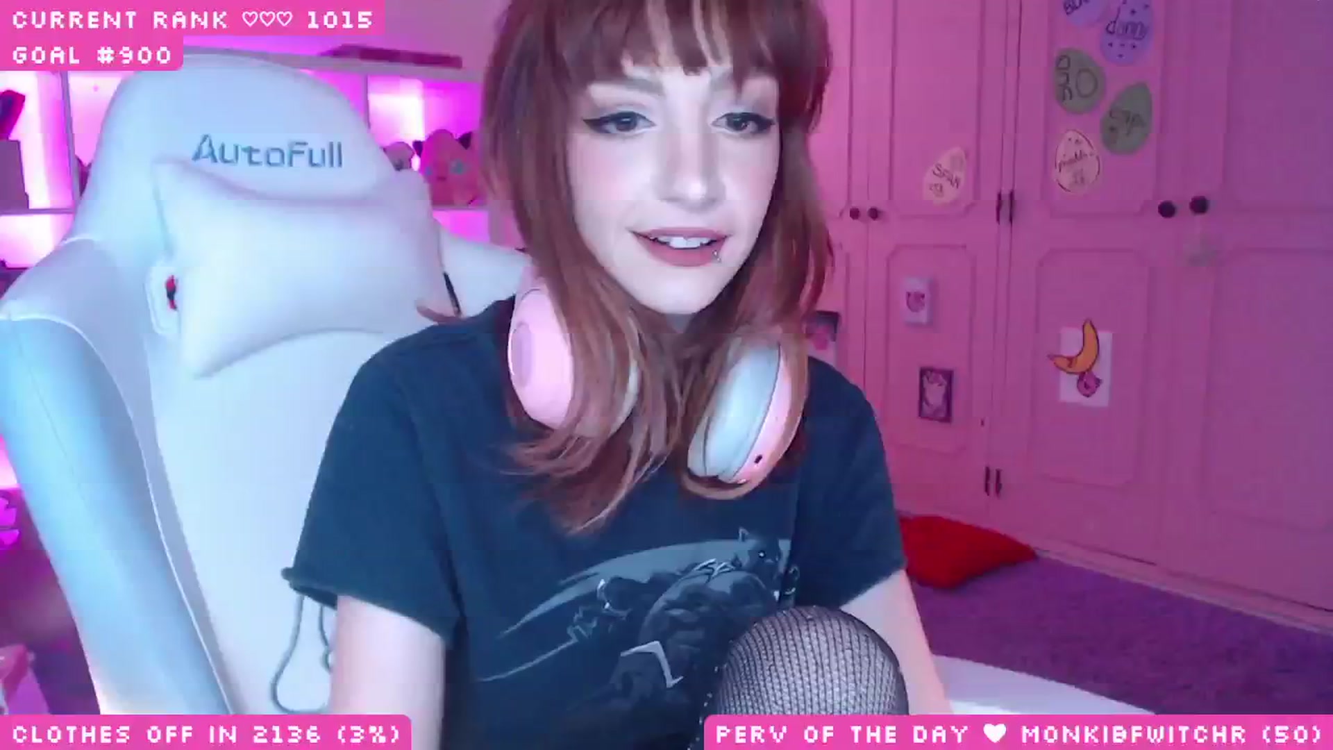 Gallery image thumbnail from WonderAna's myfreecams stream on, 05/20/2025, 01:59 image 3 of 20