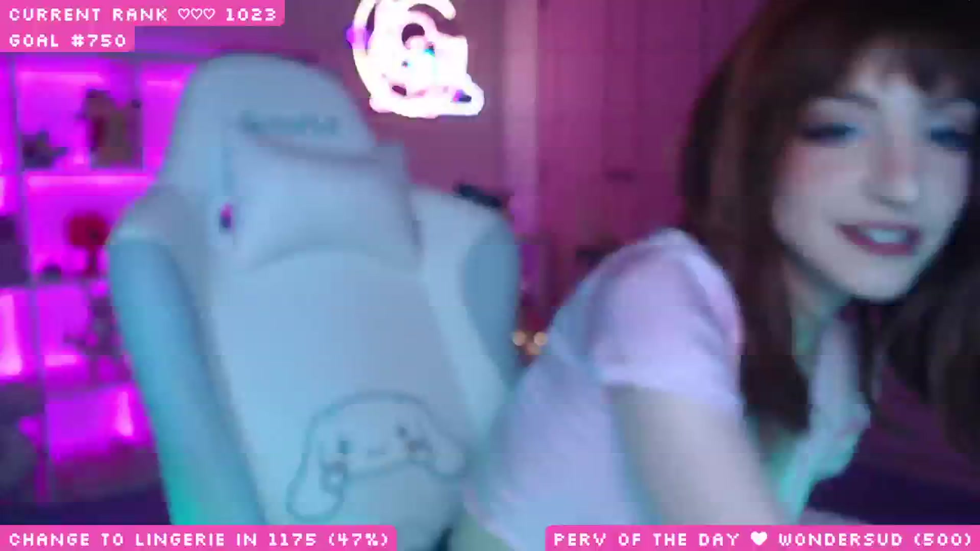 Gallery image thumbnail from WonderAna's myfreecams stream on, 05/22/2025, 24:01 image 18 of 20
