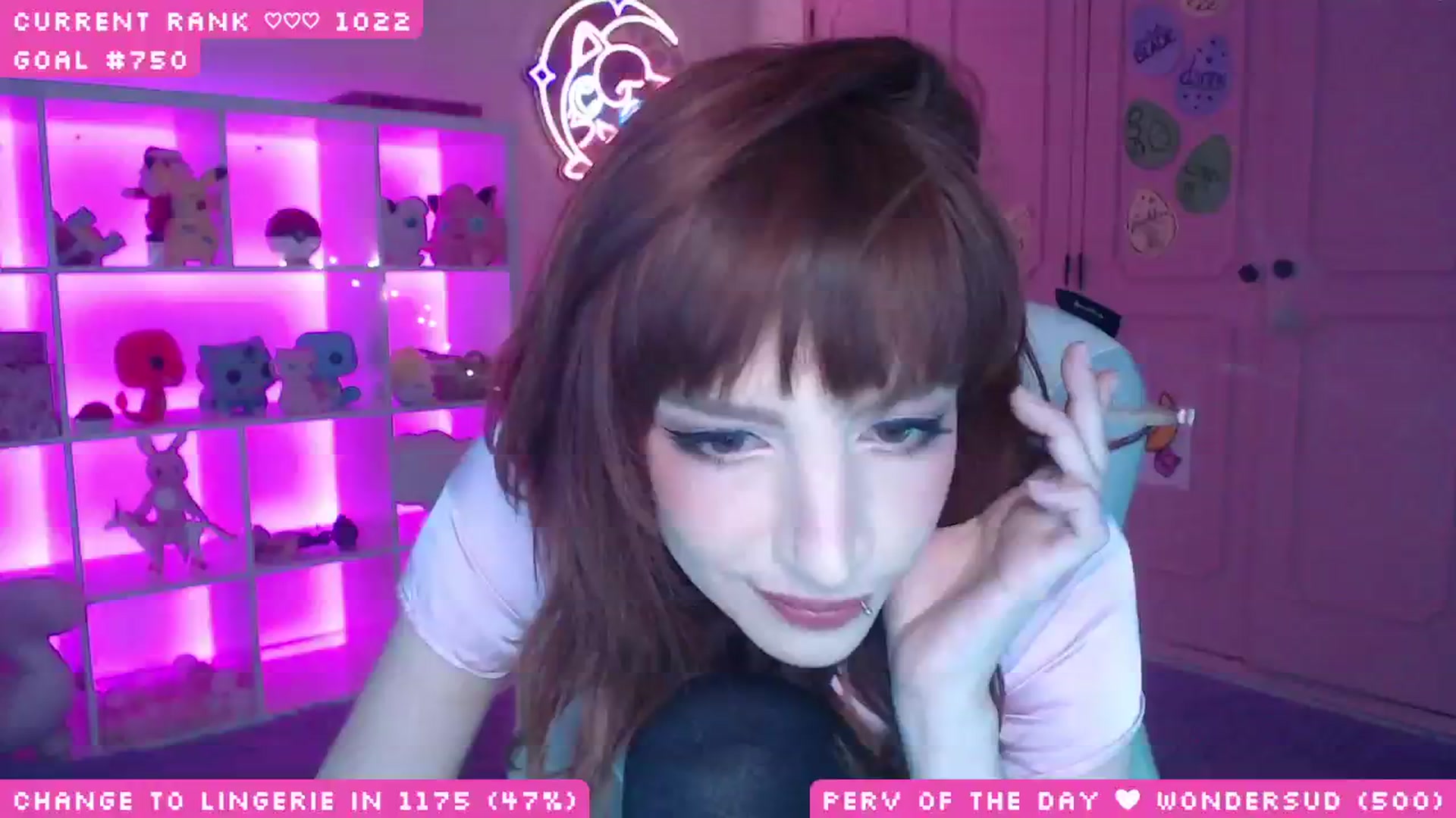 Gallery image thumbnail from WonderAna's myfreecams stream on, 05/22/2025, 24:01 image 9 of 20