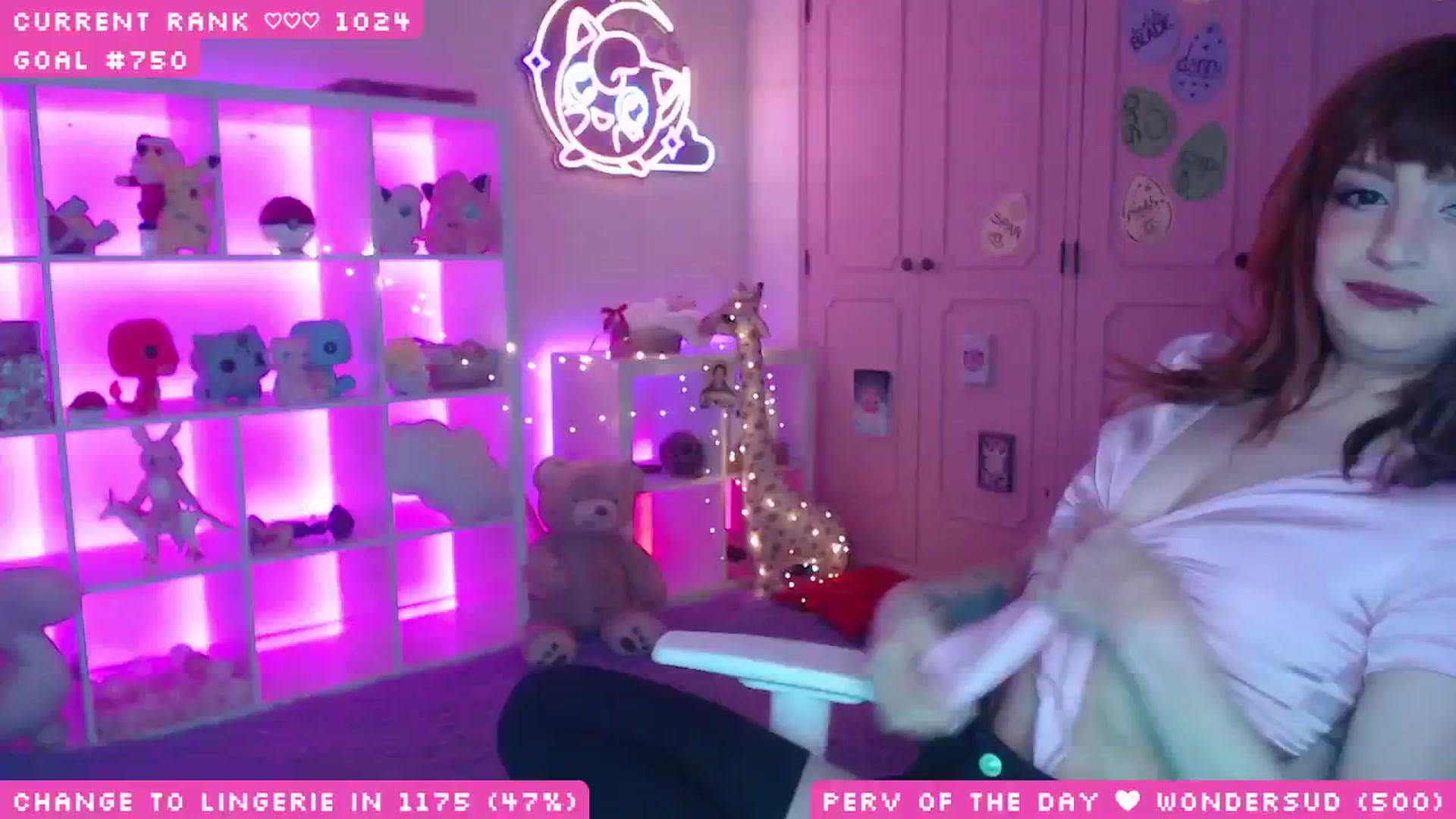 Gallery image thumbnail from WonderAna's myfreecams stream on, 05/22/2025, 01:57 image 1 of 20