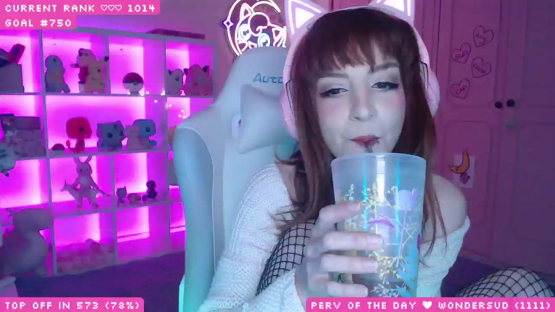 Gallery image thumbnail from WonderAna's myfreecams stream on, 05/25/2025, 03:33 image 12 of 20