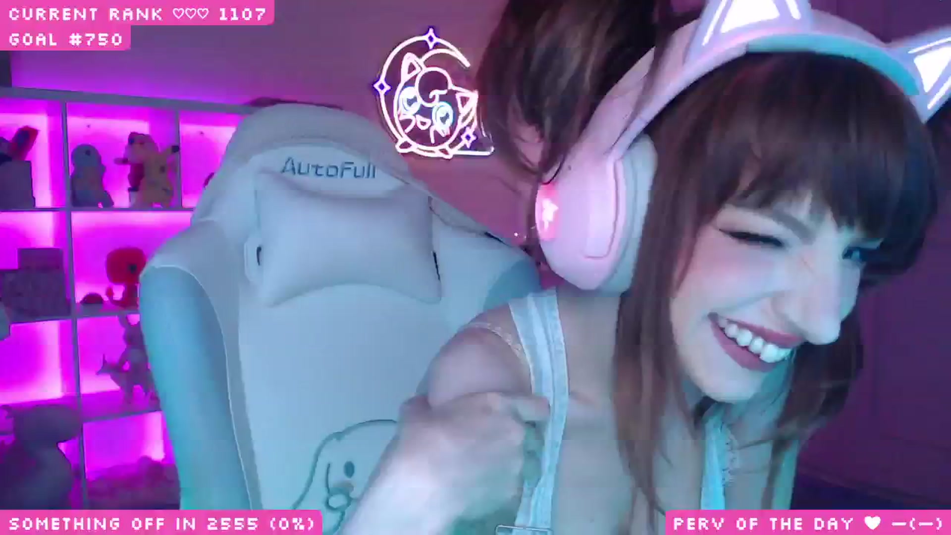 Gallery image thumbnail from WonderAna's myfreecams stream on, 05/29/2025, 24:01 image 7 of 20