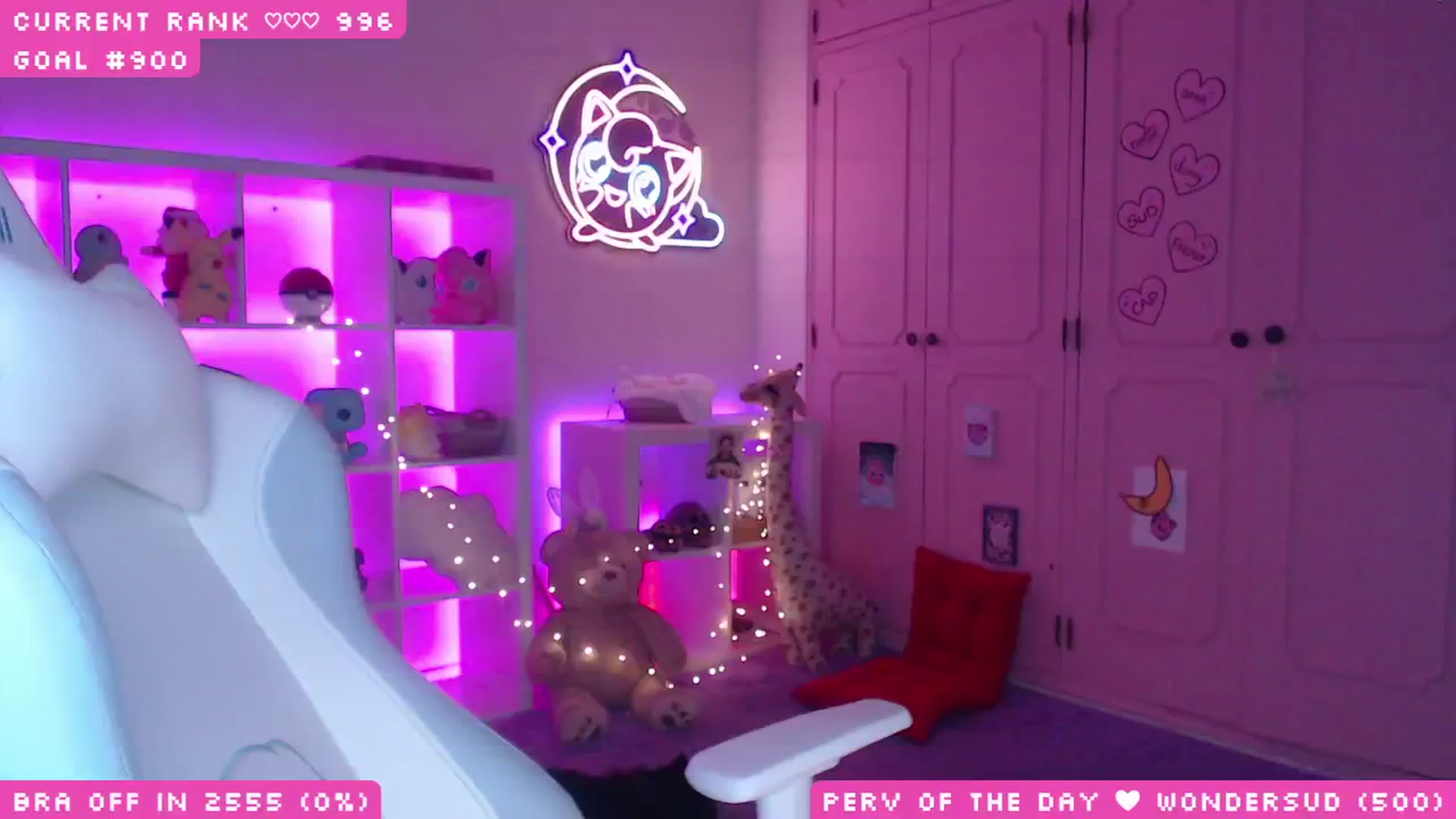 Gallery image thumbnail from WonderAna's myfreecams stream on, 05/31/2025, 02:10 image 16 of 20