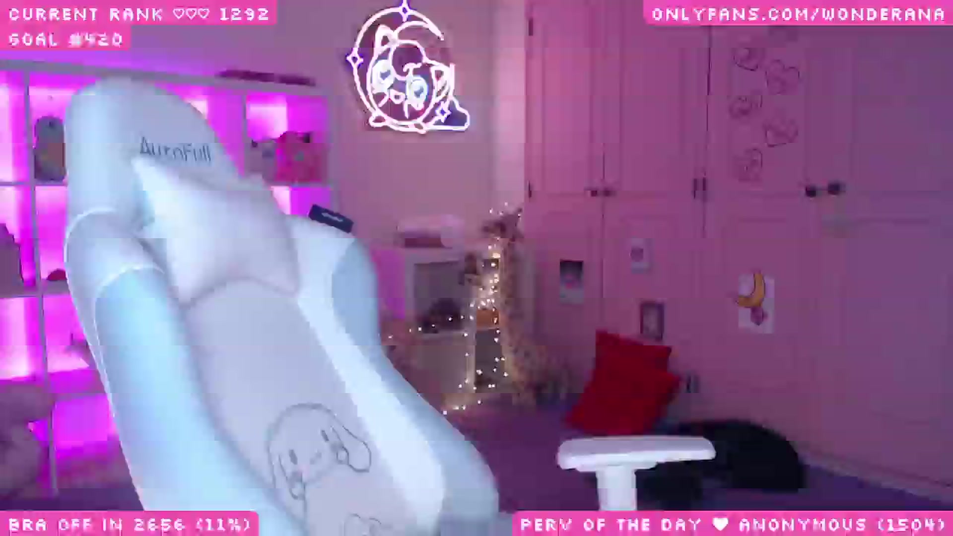 Gallery image thumbnail from WonderAna's myfreecams stream on, 06/04/2025, 22:47 image 15 of 20
