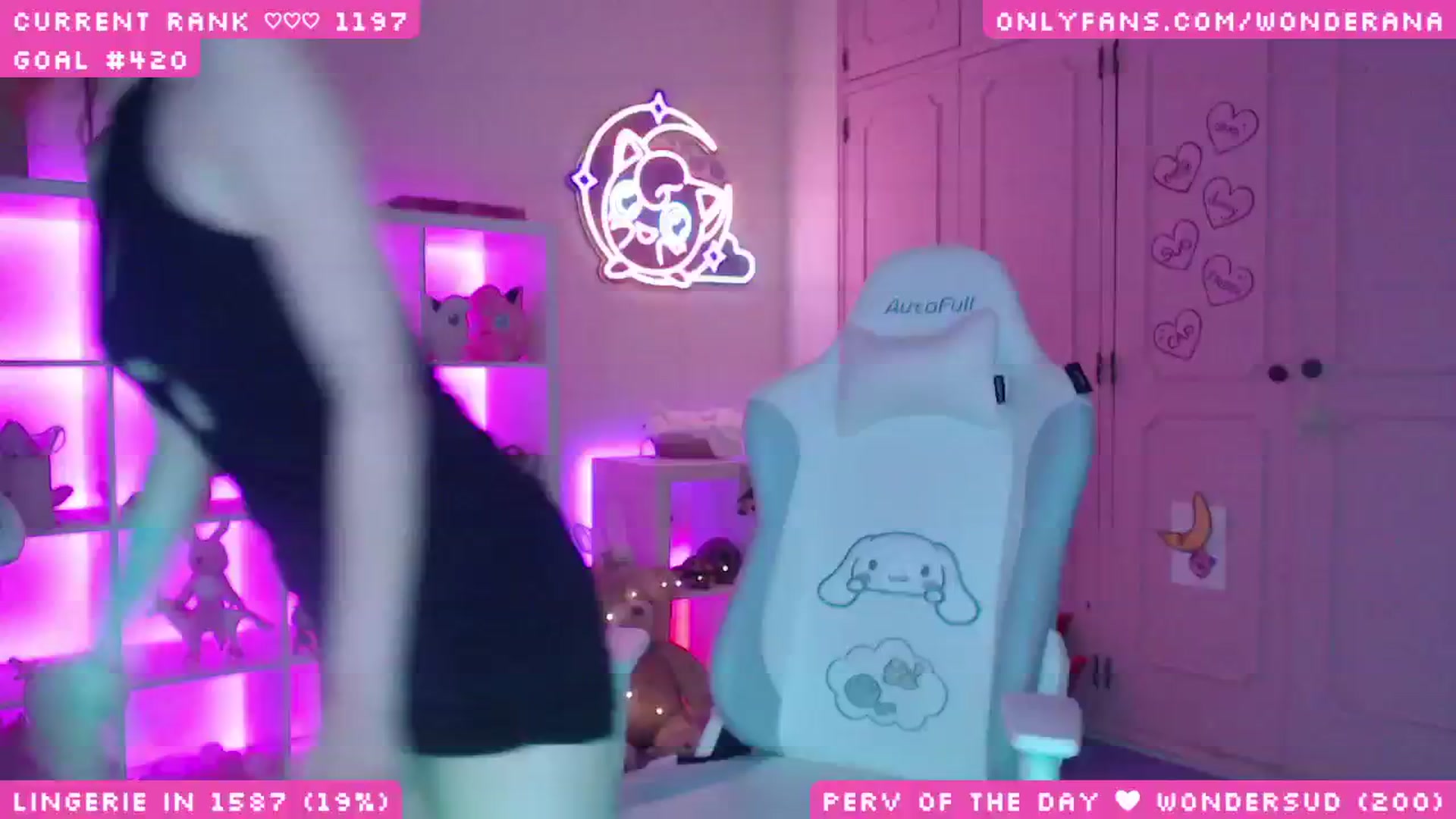 Gallery image thumbnail from WonderAna's myfreecams stream on, 06/08/2025, 24:03 image 19 of 20