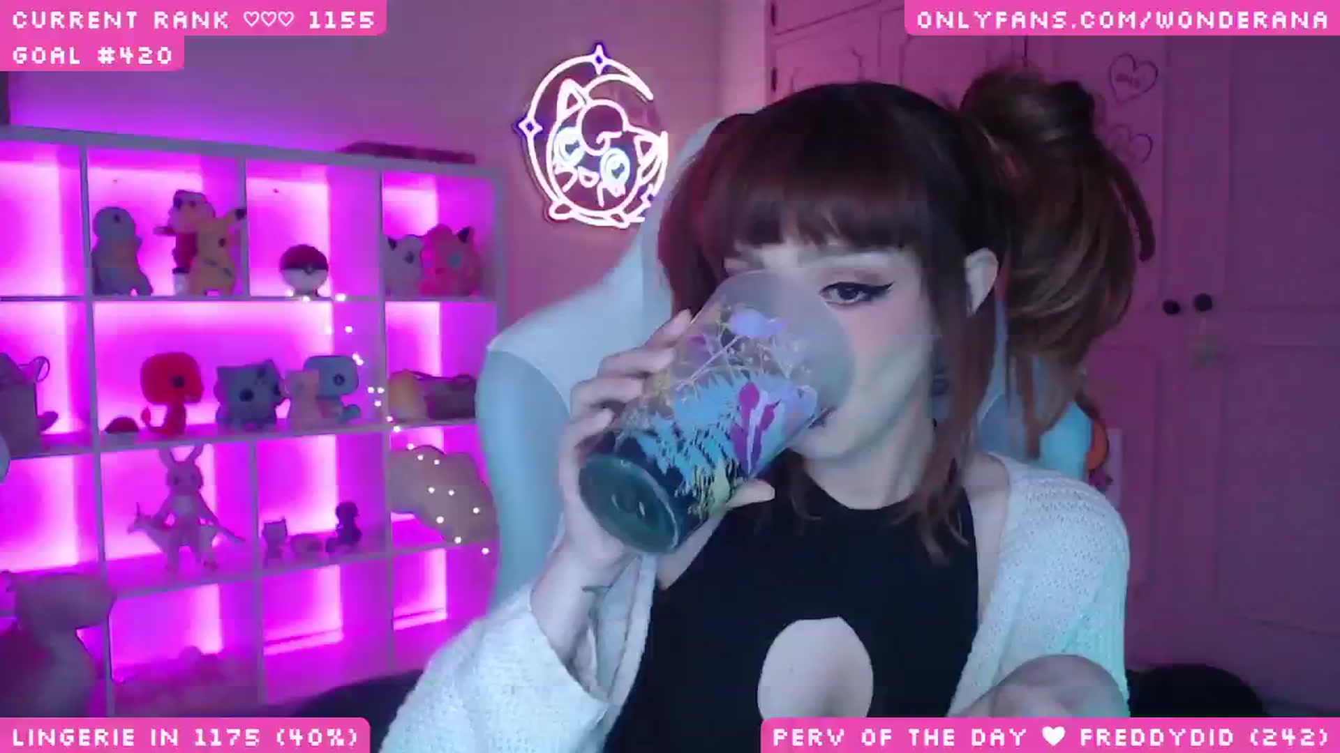 Gallery image thumbnail from WonderAna's myfreecams stream on, 06/08/2025, 01:57 image 3 of 20