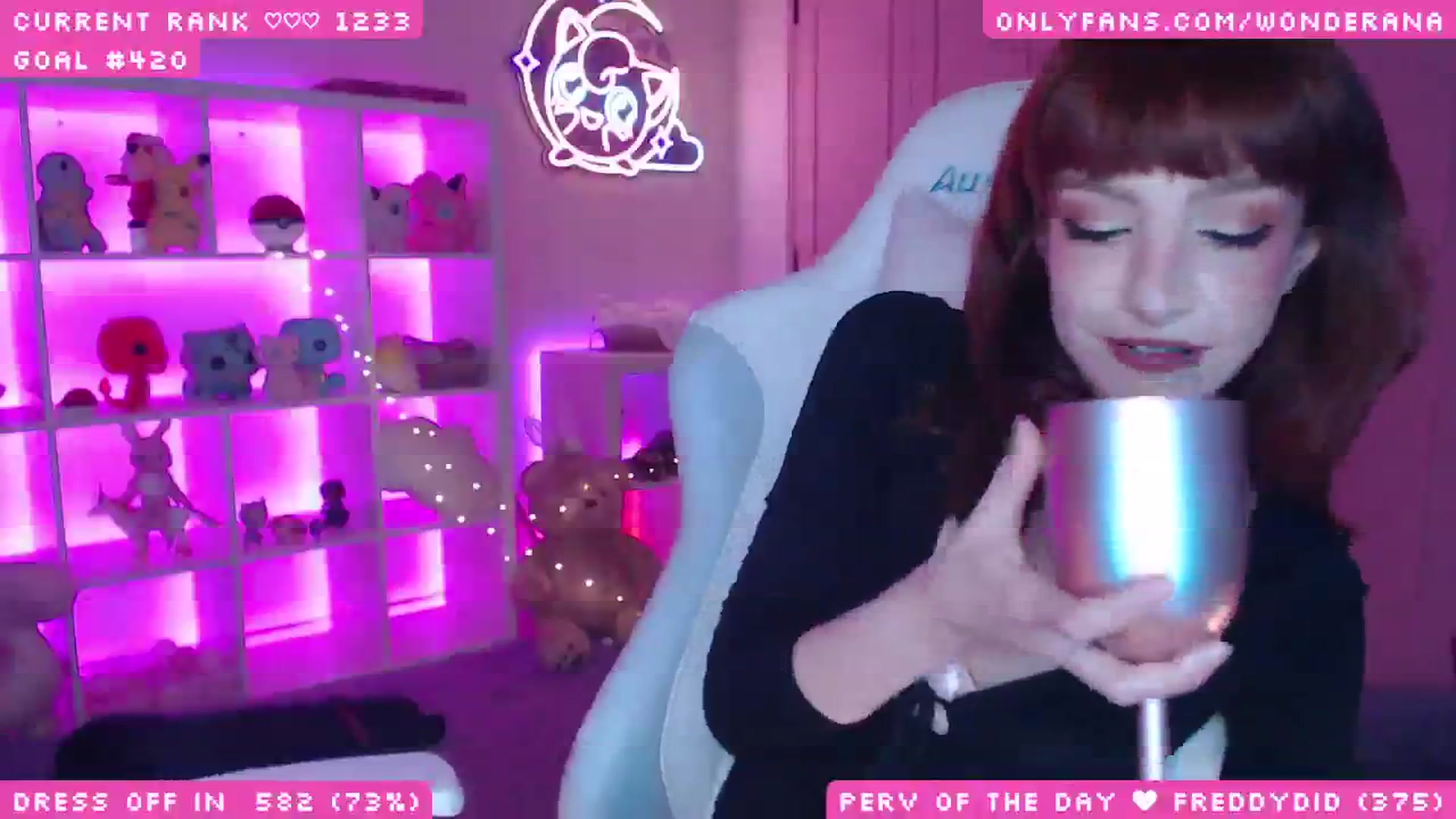 Gallery image thumbnail from WonderAna's myfreecams stream on, 06/12/2025, 02:23 image 9 of 20