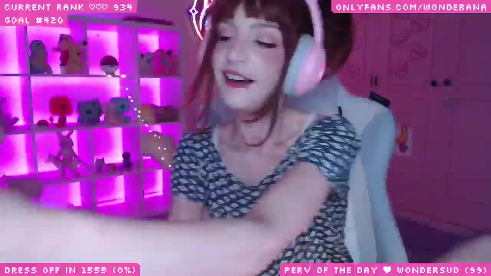 Gallery image thumbnail from WonderAna's myfreecams stream on, 06/17/2025, 03:33 image 6 of 20