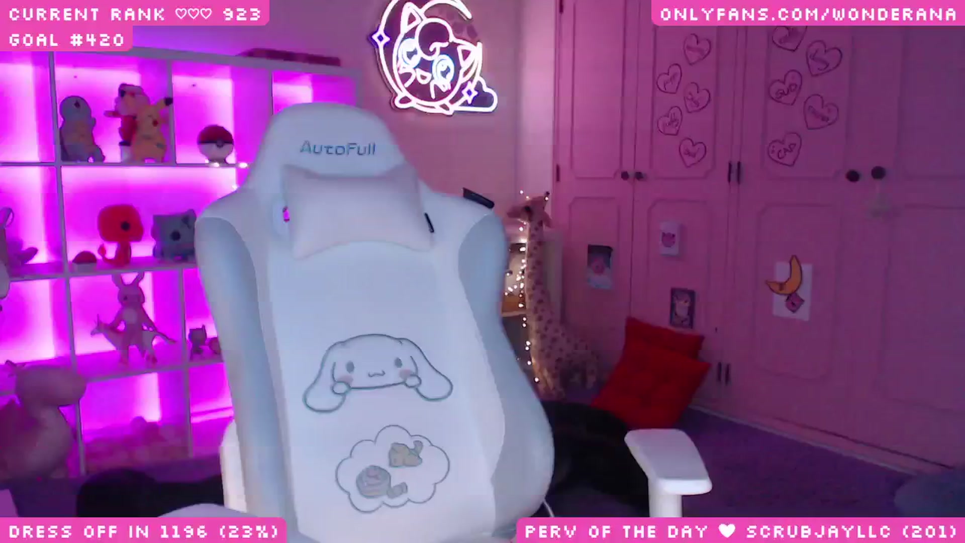 Gallery image thumbnail from WonderAna's myfreecams stream on, 06/17/2025, 03:33 image 10 of 20